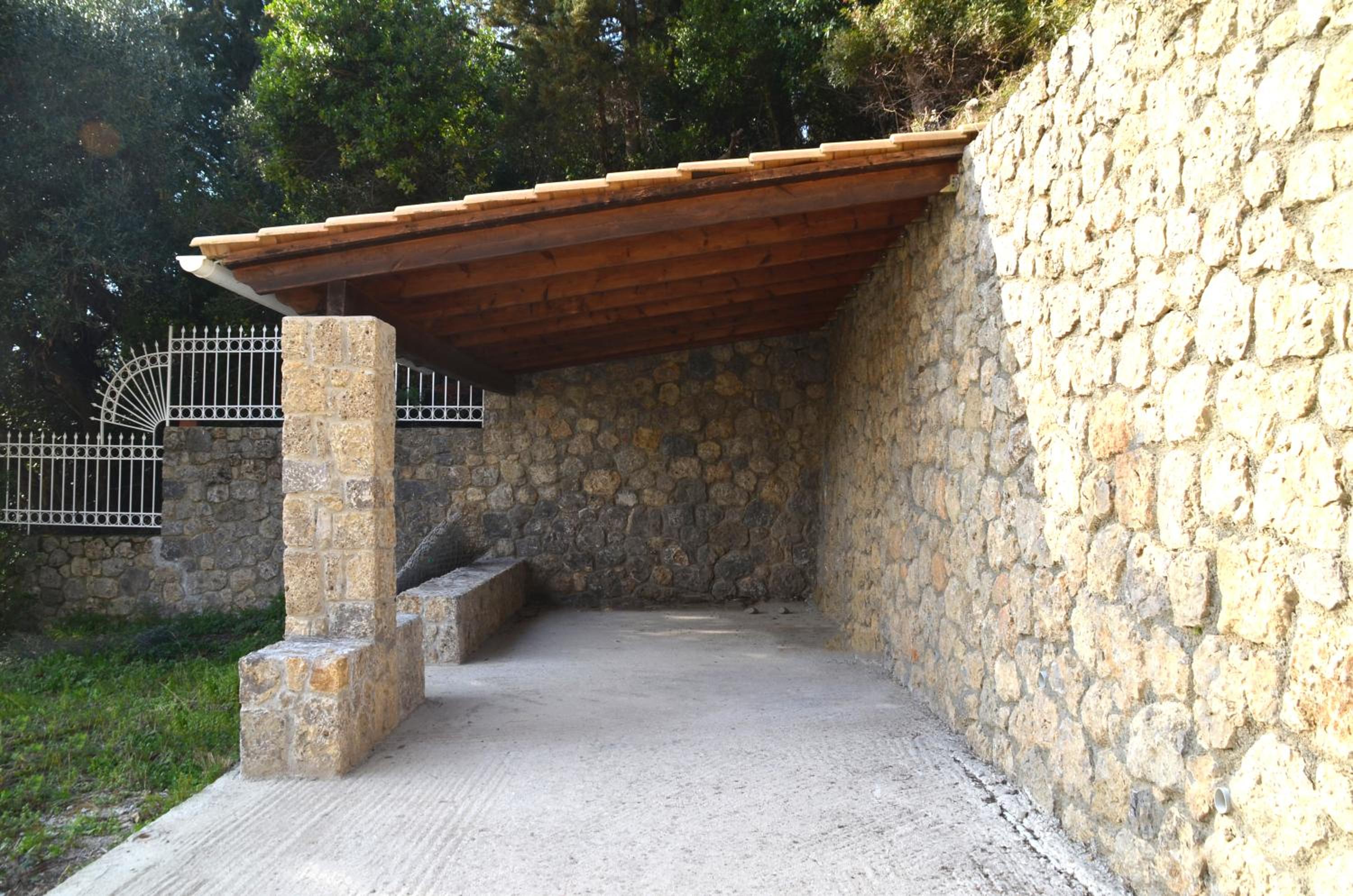 Photo 28