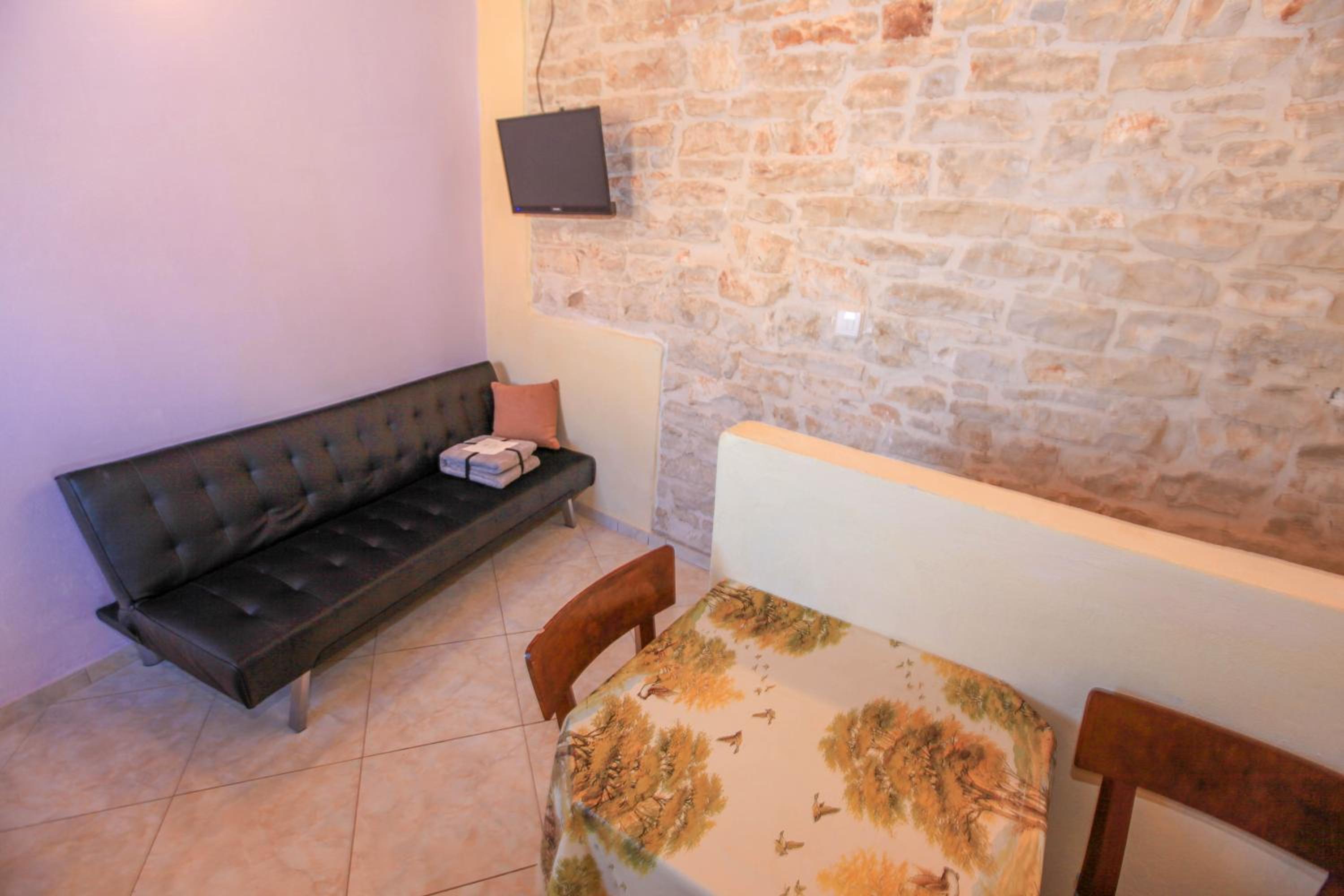 Stone House Olio view 4