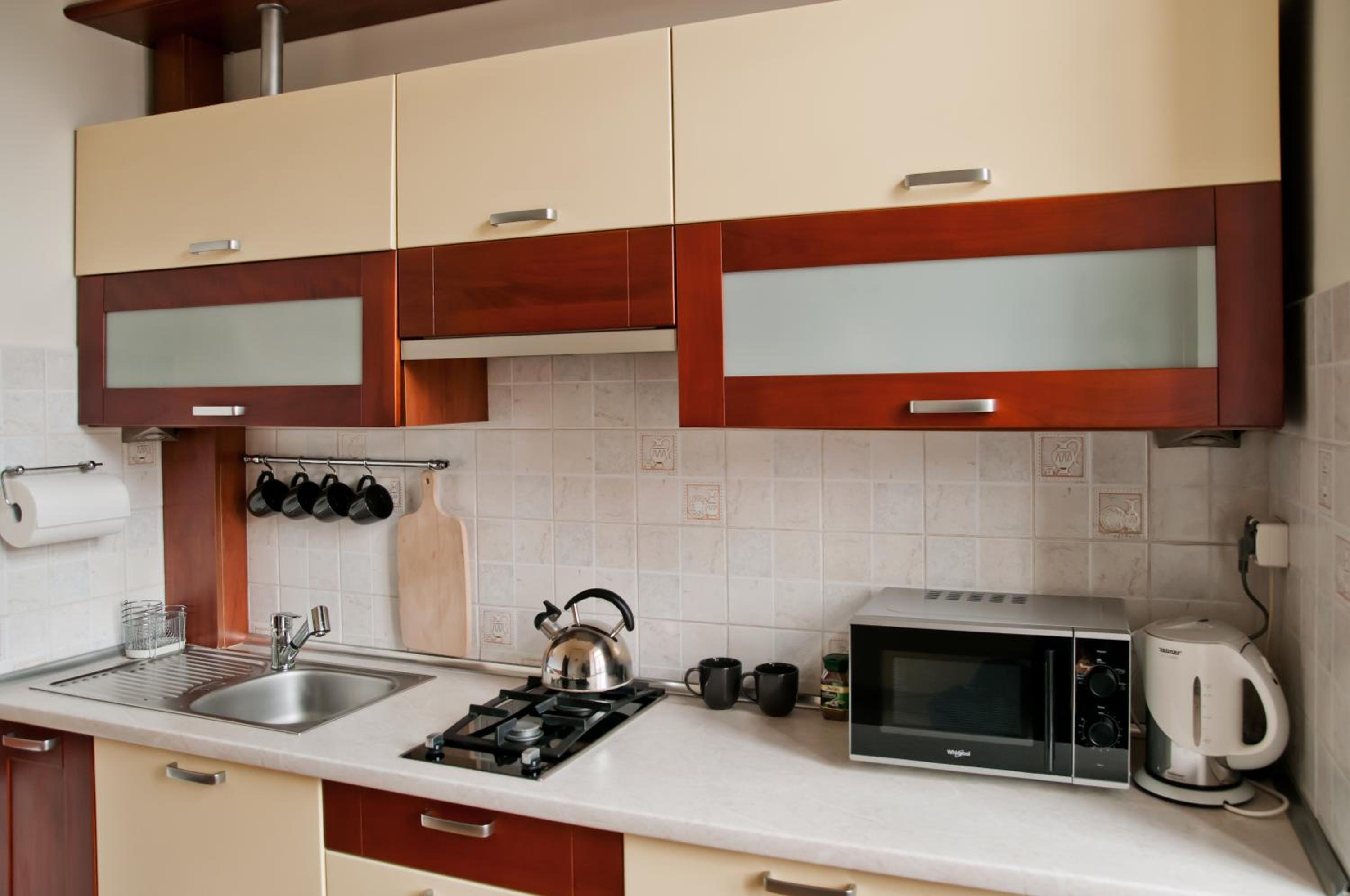 Rodmos Hostel