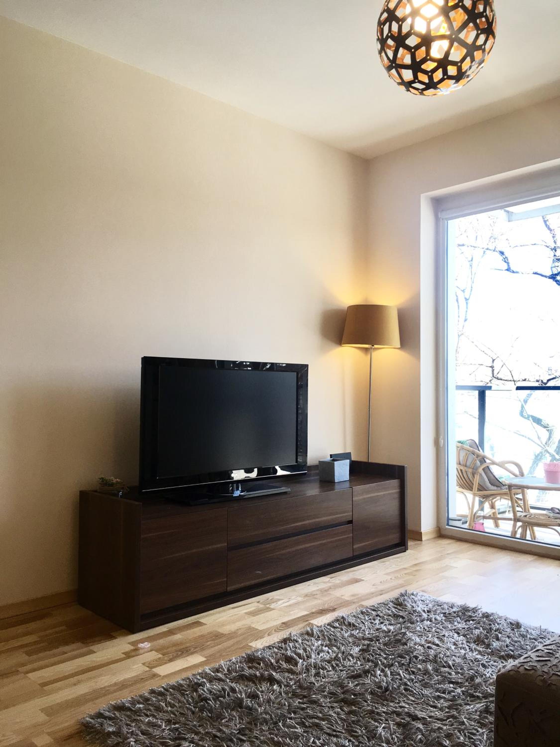 ClickTheFlat Artistic Estate Apartment