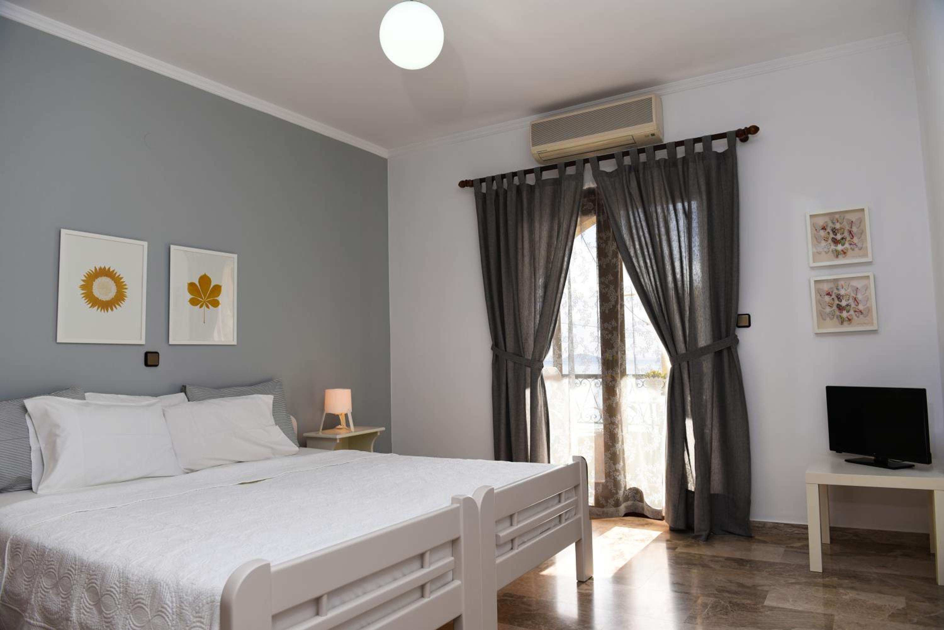 Fotopoulos Apartments