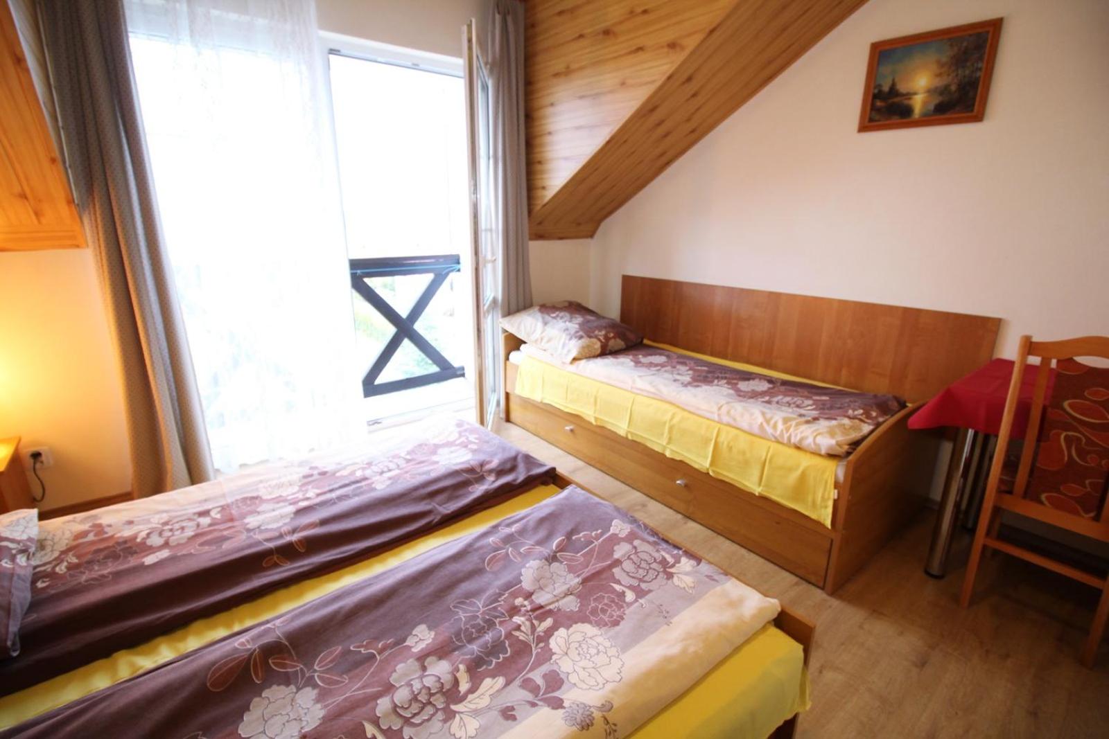Photo 46
