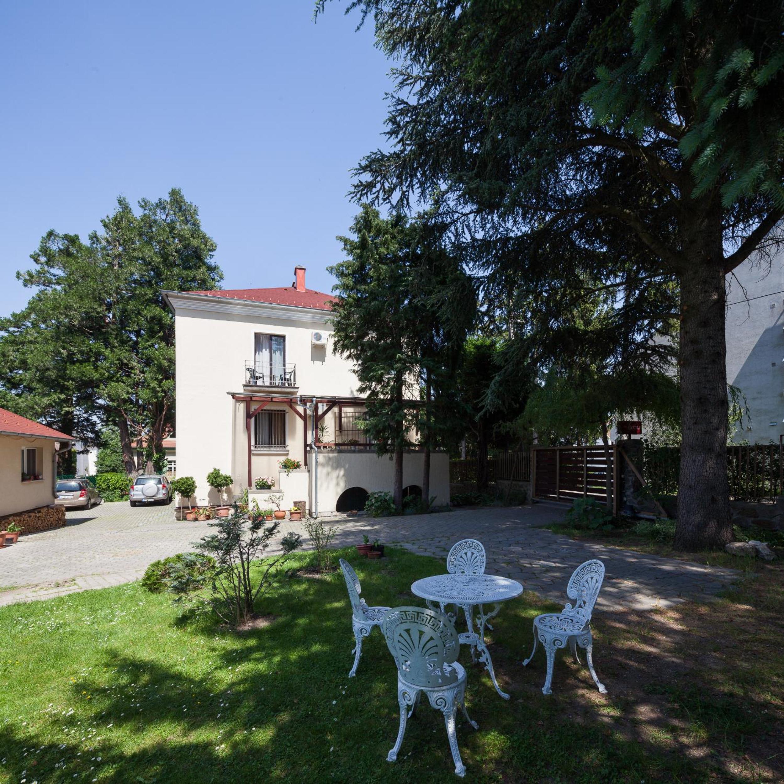 Villa Cecile view 5