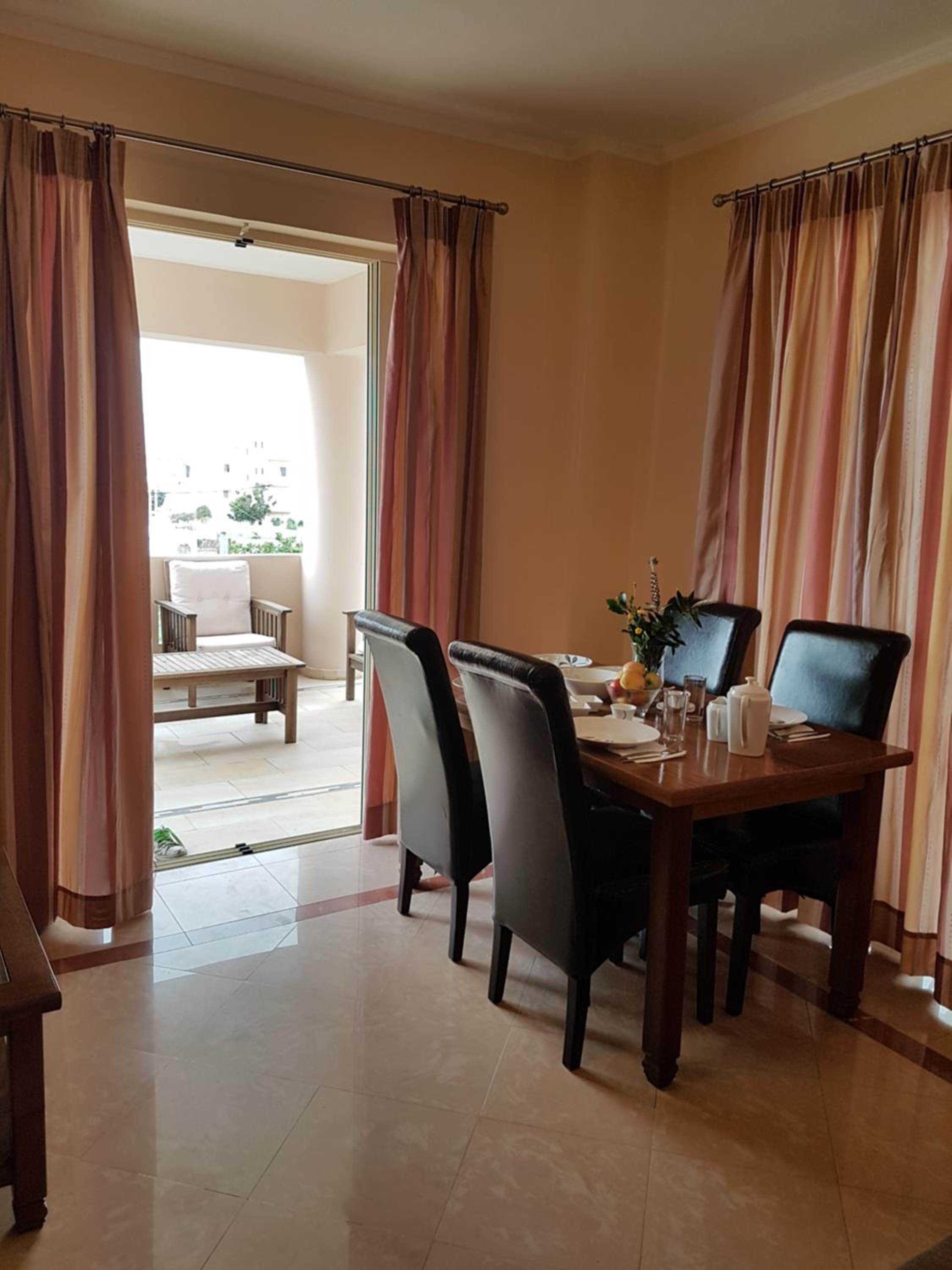 Rastoni Apartments