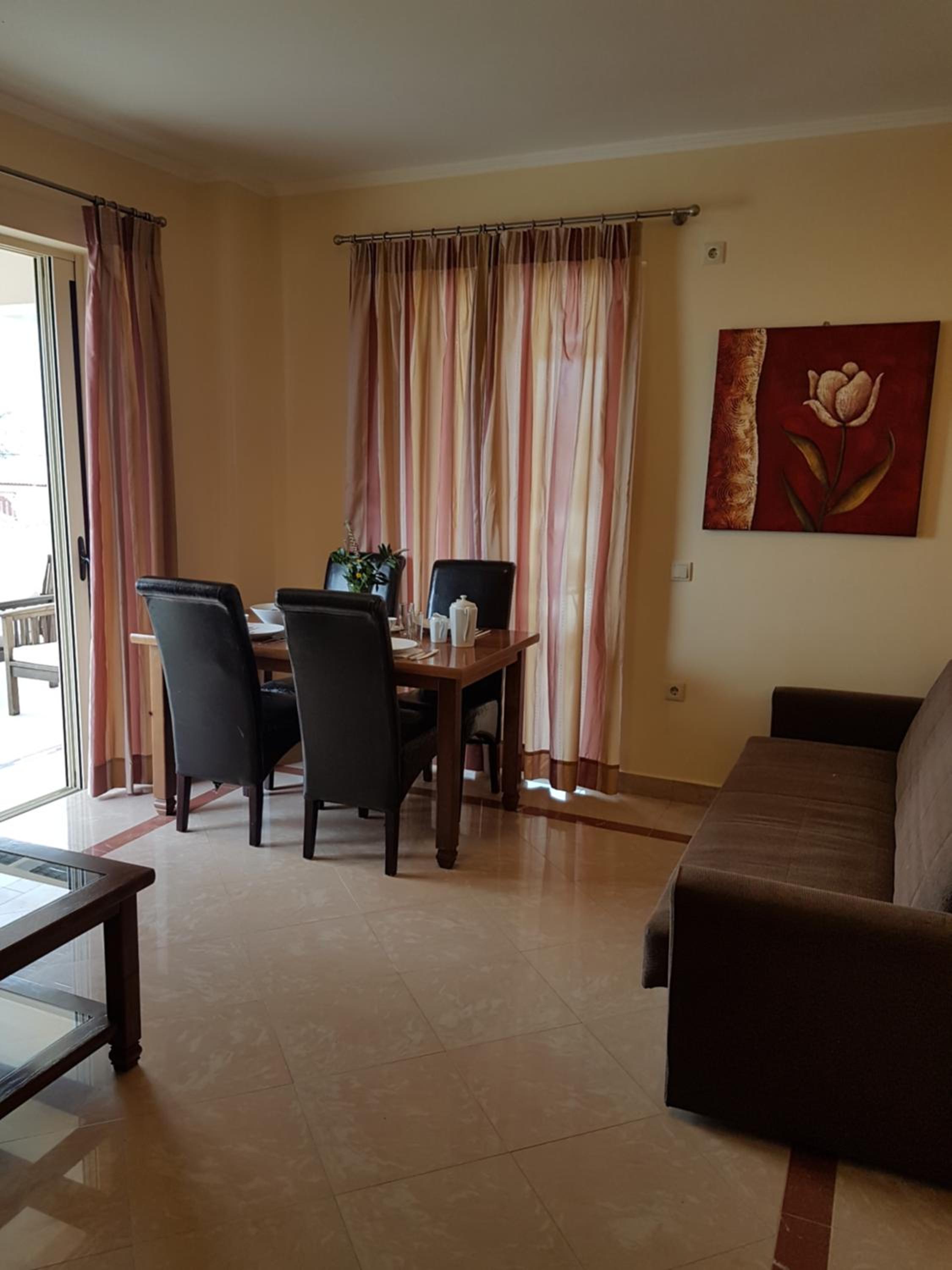 Rastoni Apartments