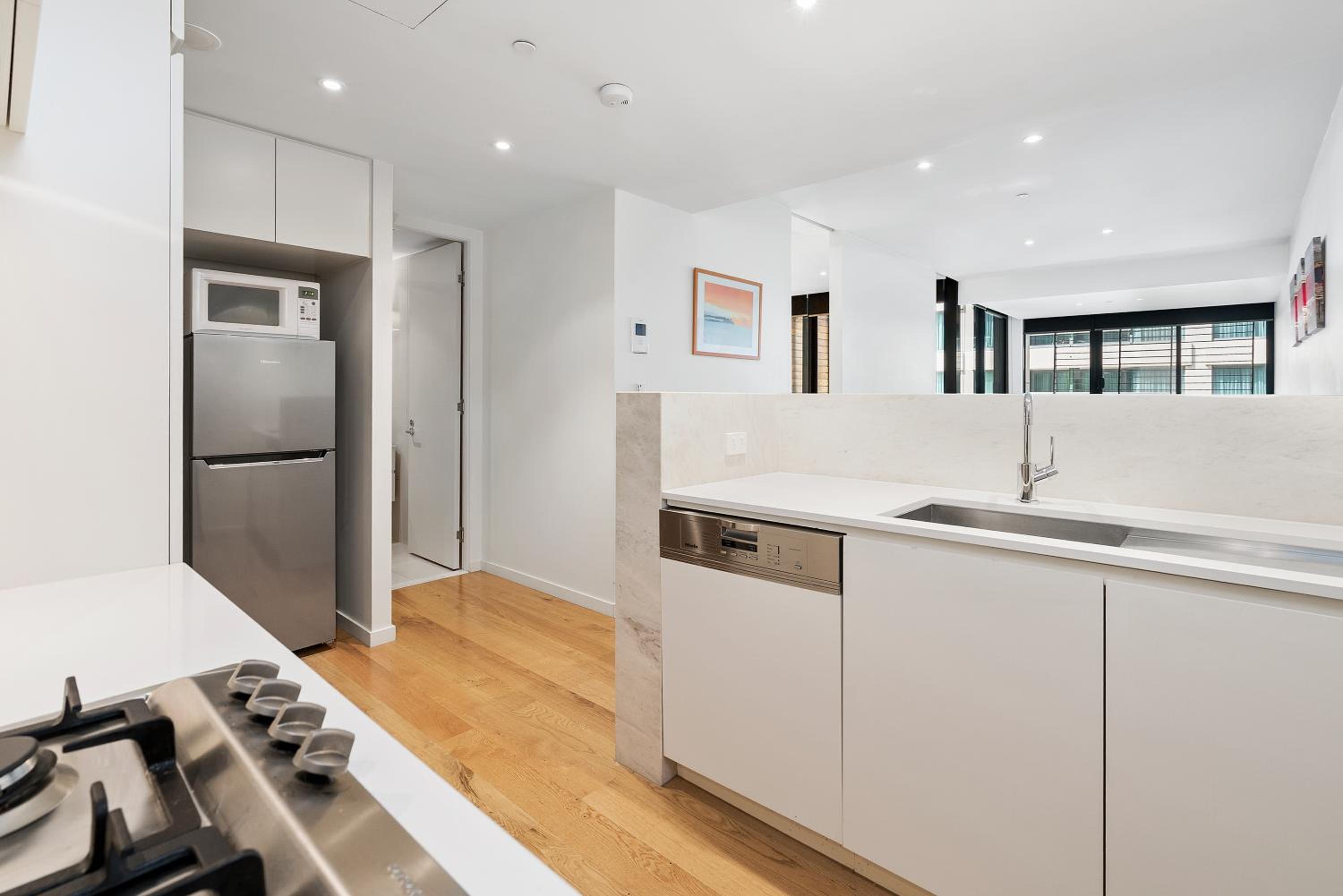 Edgewater 207