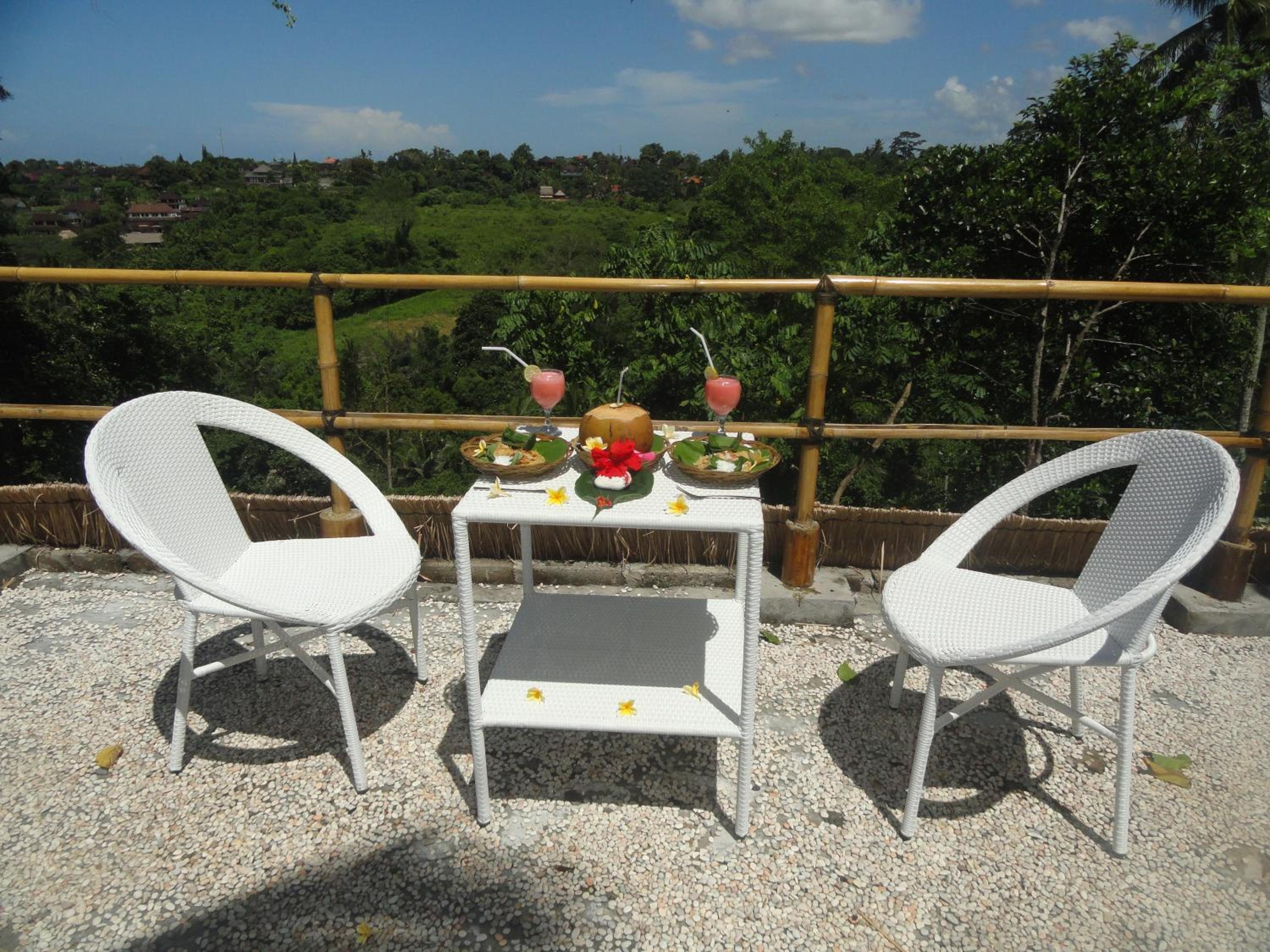 Putu Yoga Bungalow