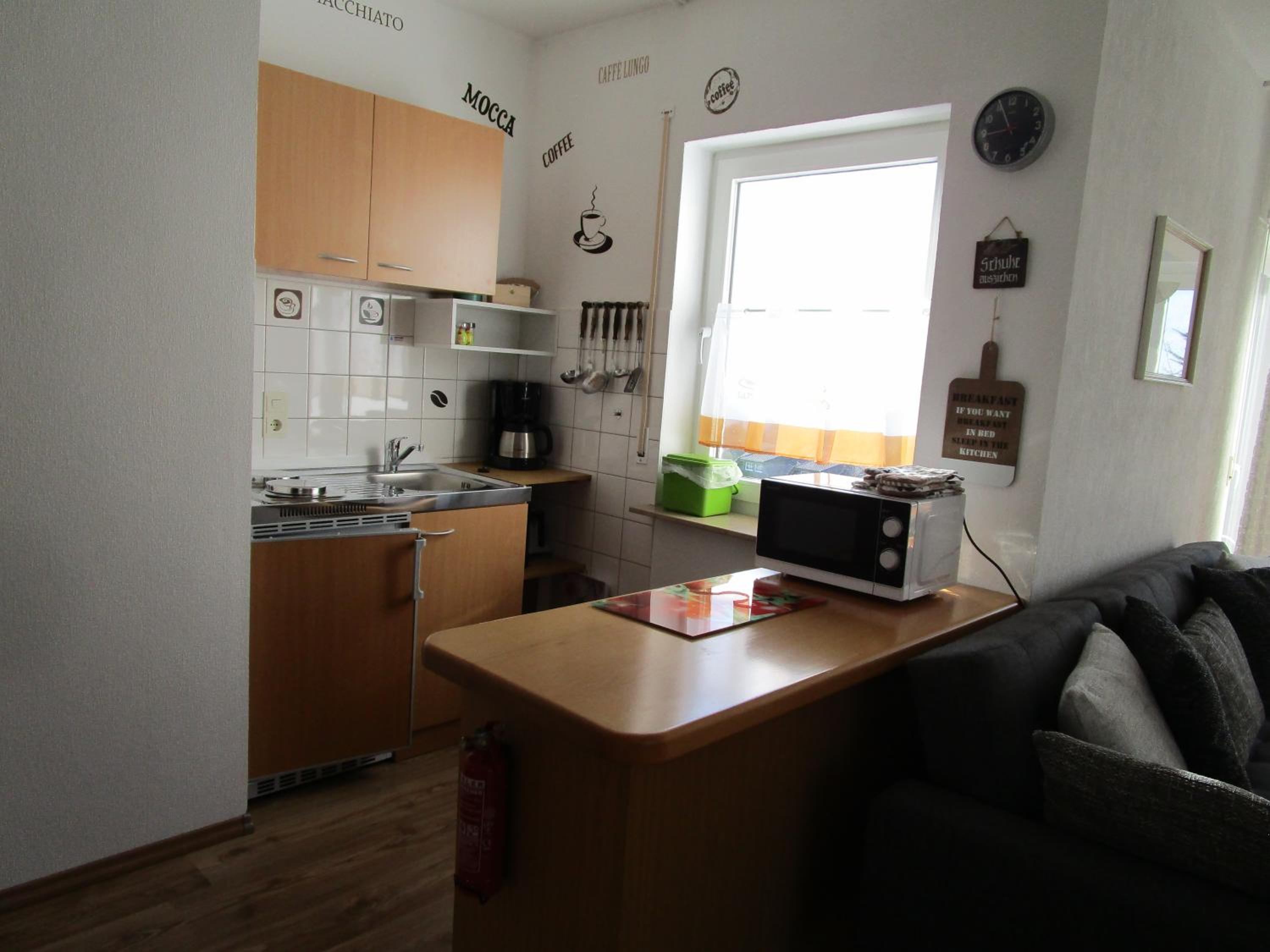 Photo 33