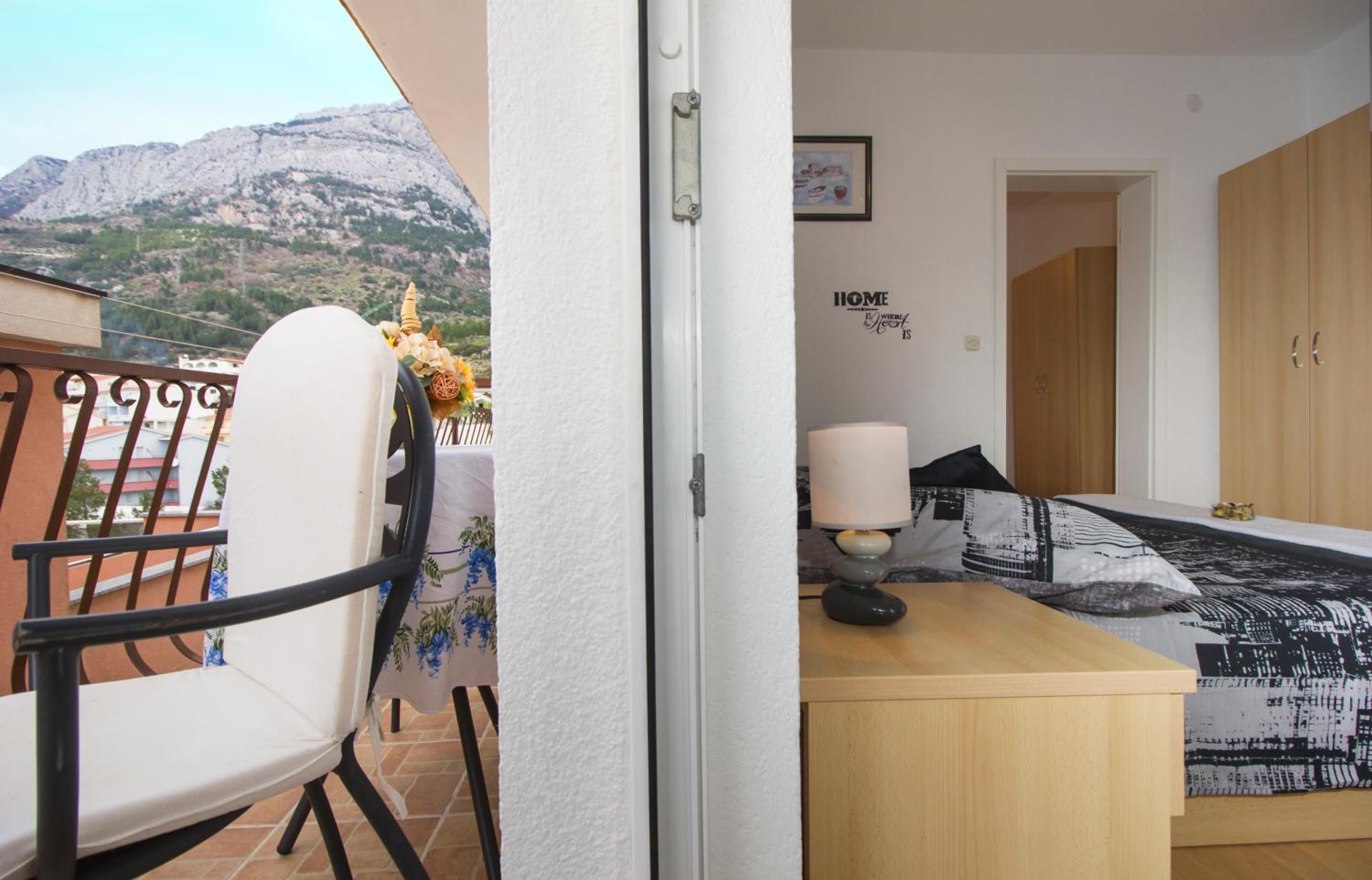 Apartment & Rooms Marigold