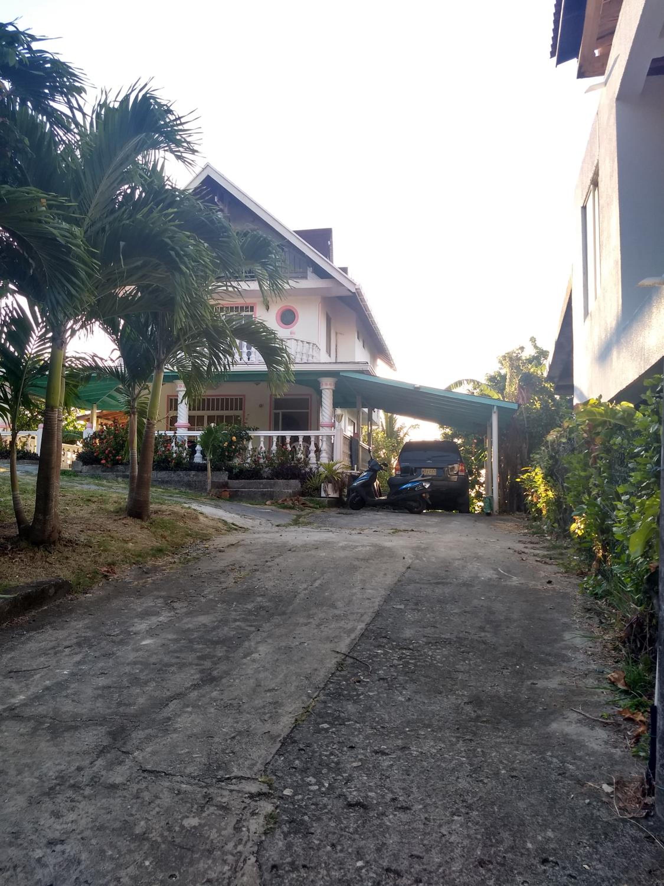 Marysol Lodging Hostel & Camping
