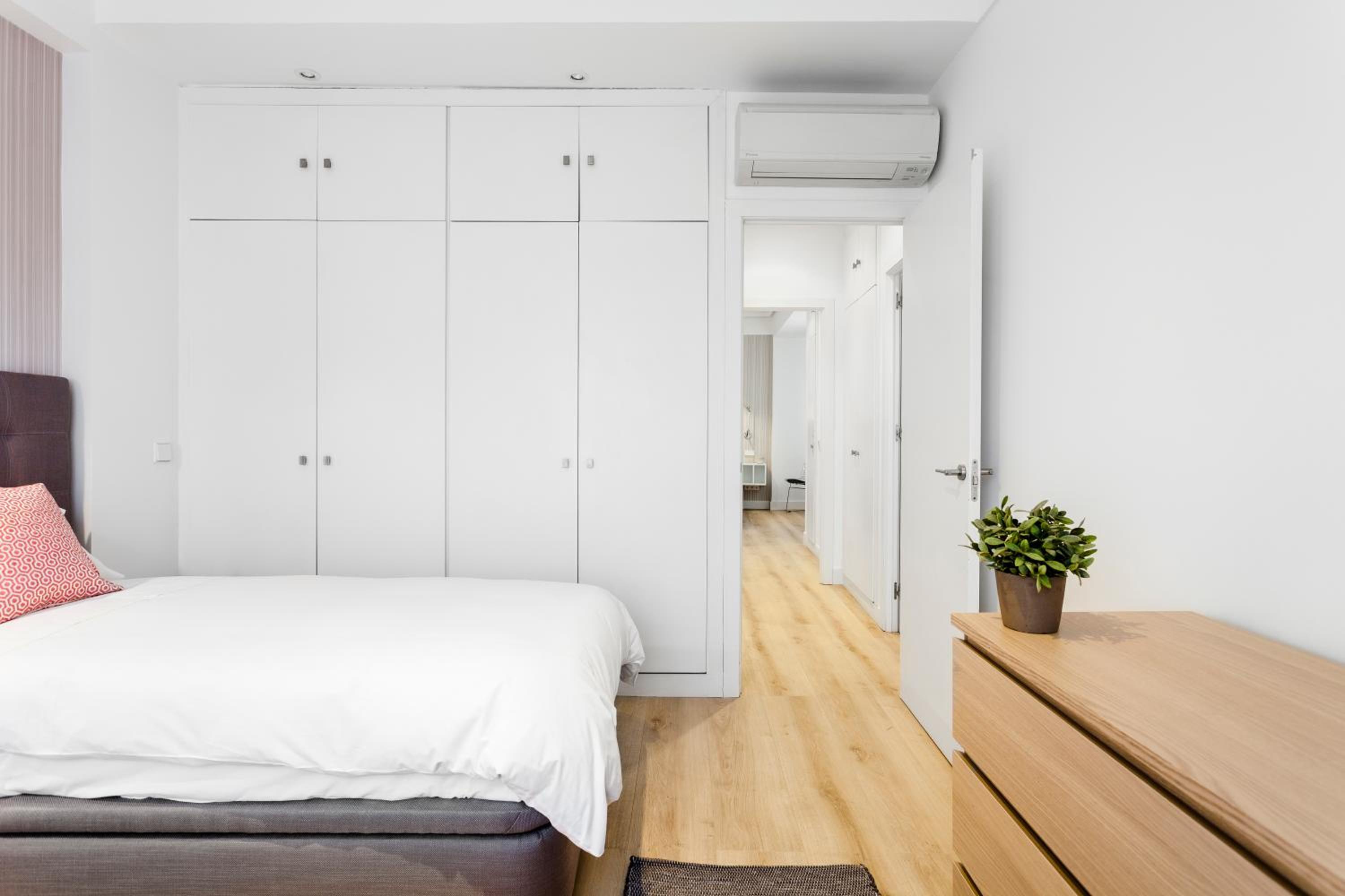 Jose Abascal Apartment by Flatsweethome