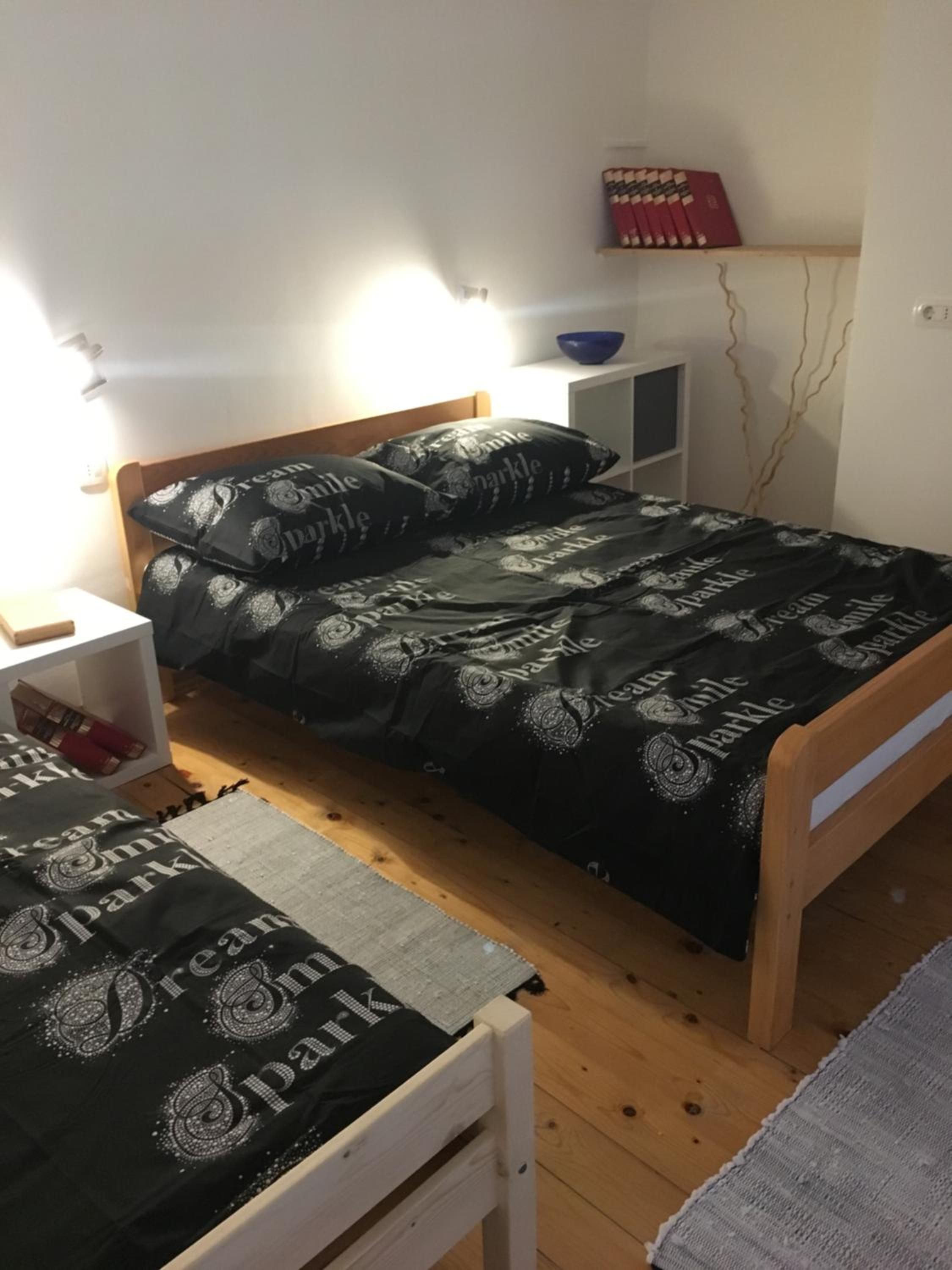 Photo 33