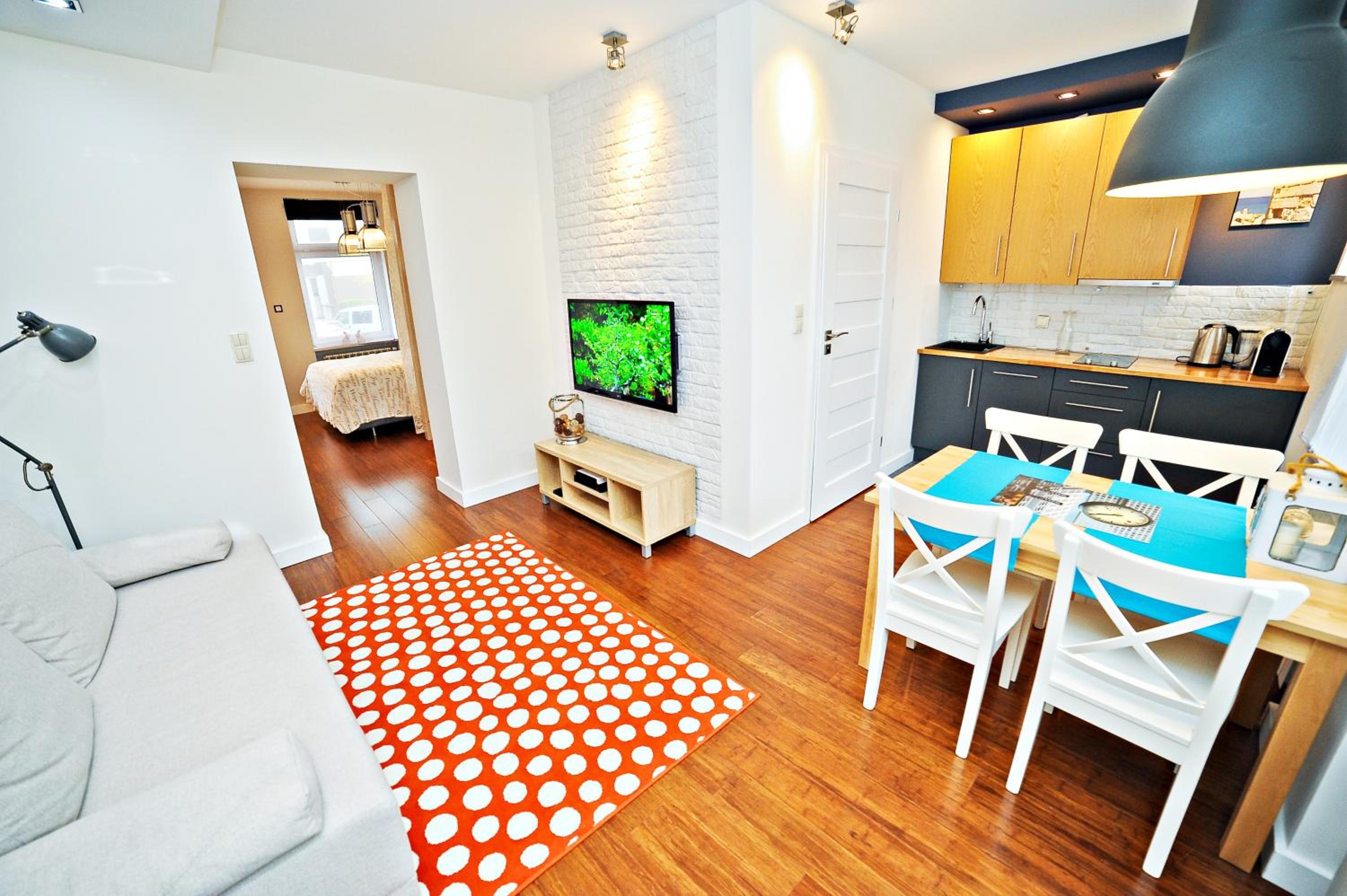 Amber Apartment by Grand Apartments