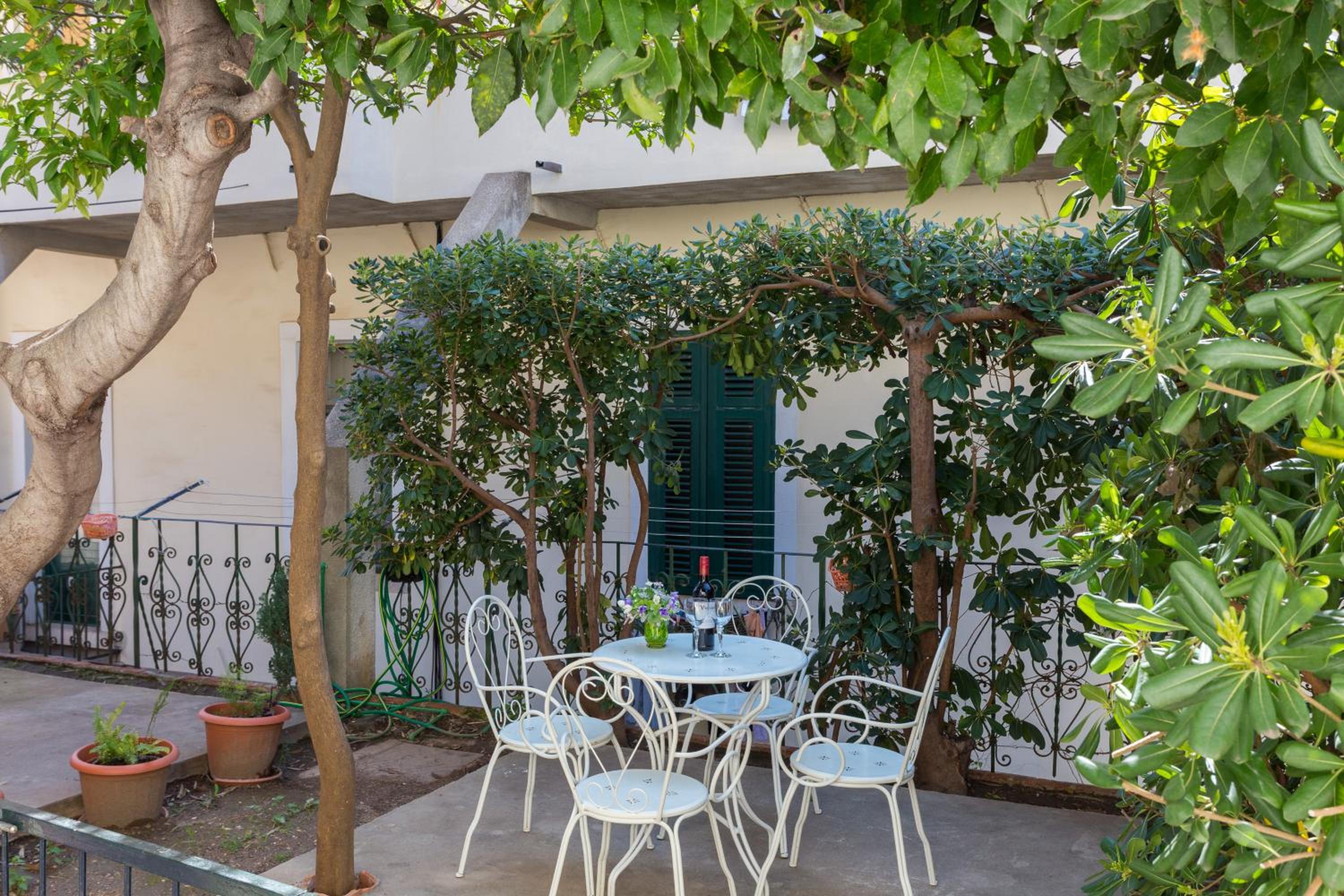Apartments Mara