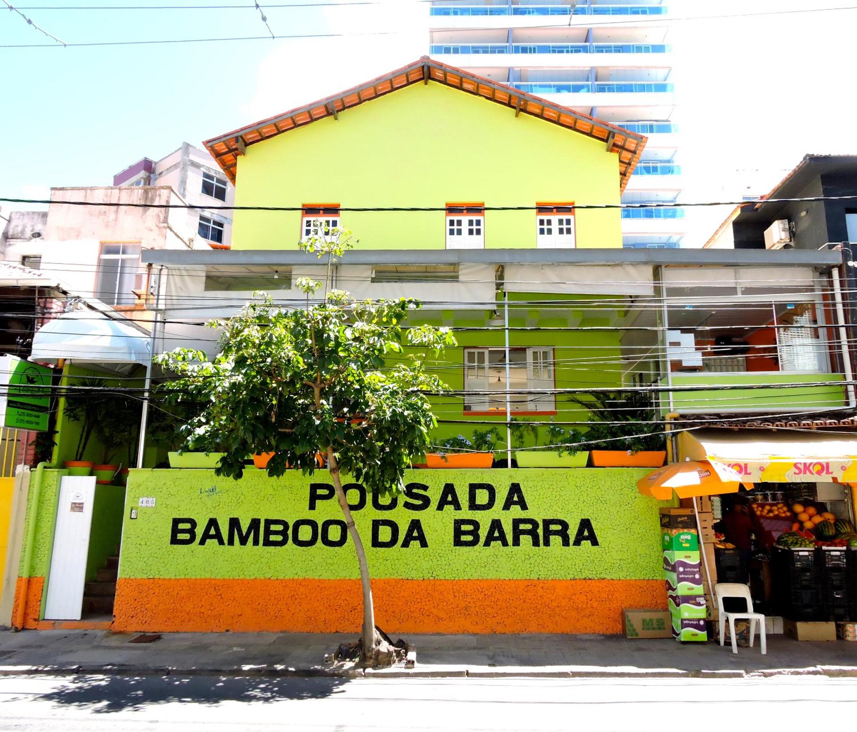 bar