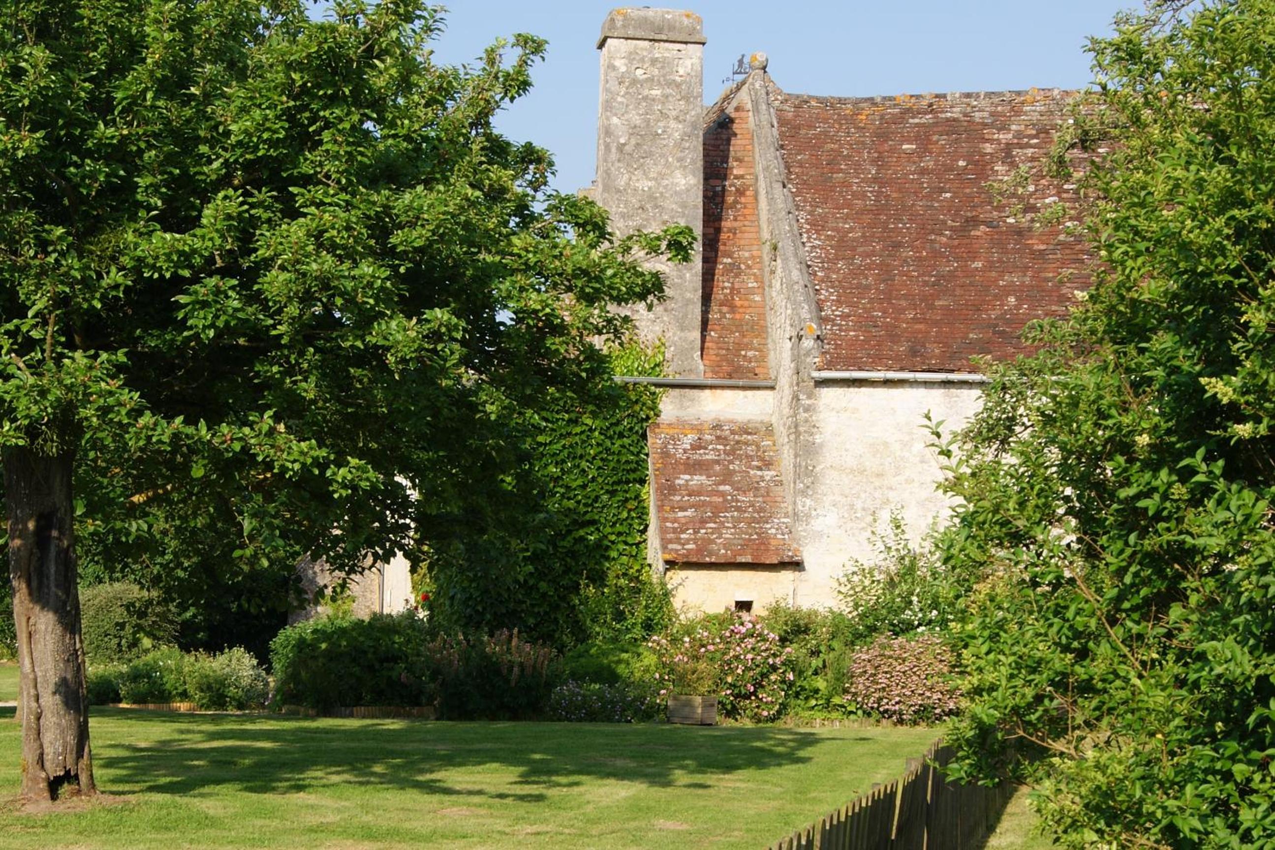 Manoir de la Pataudière B&B