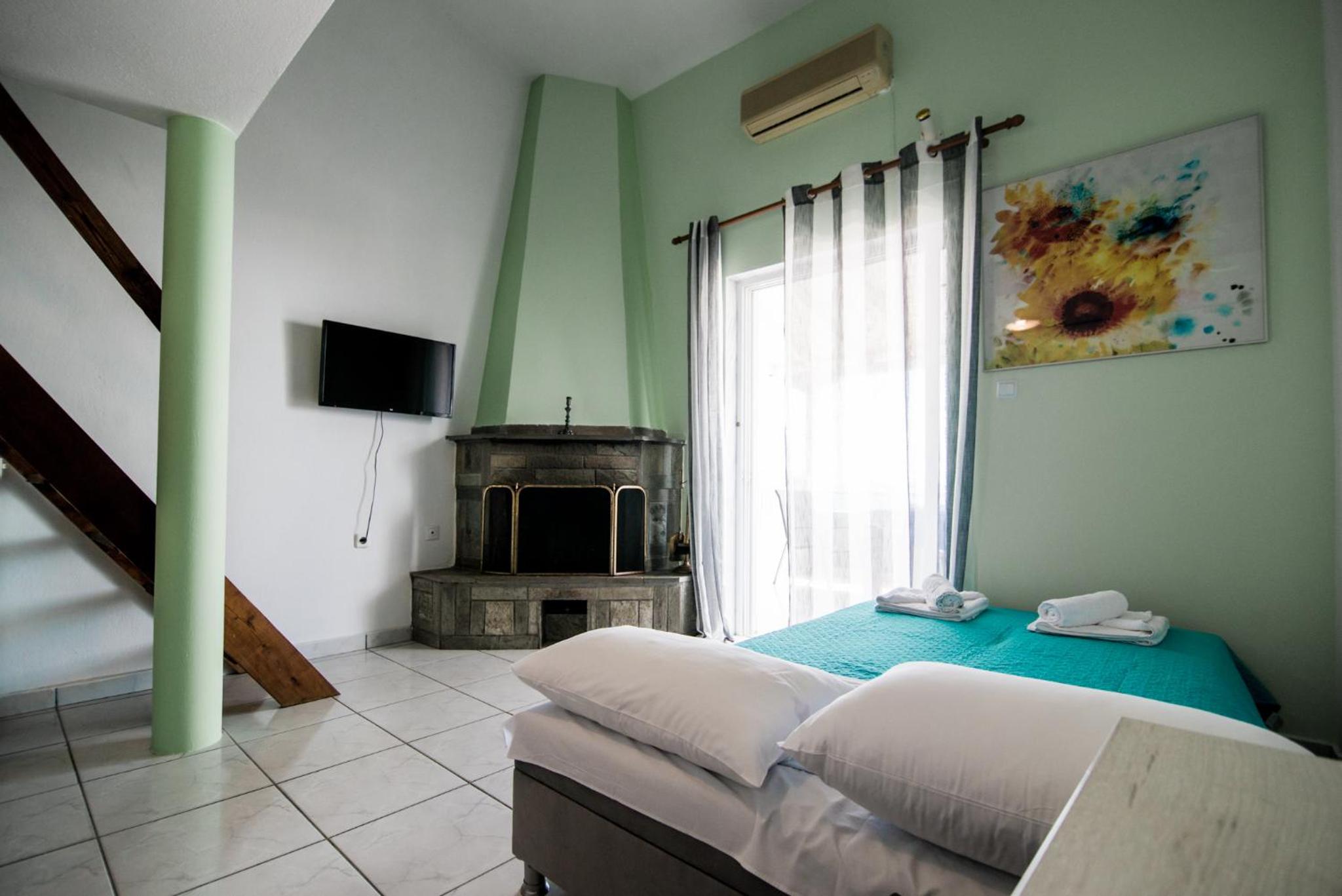Dias Apartments