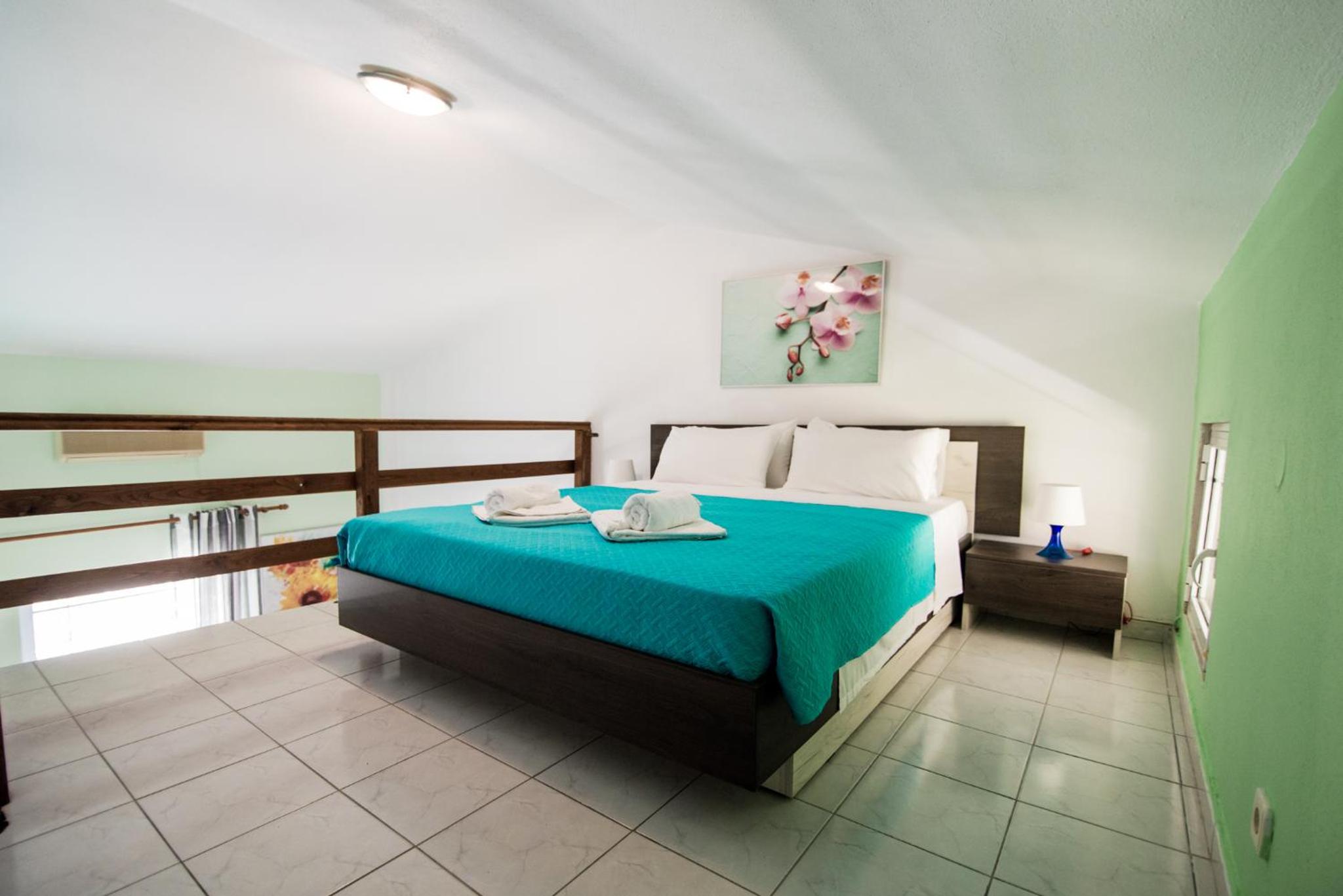 Dias Apartments