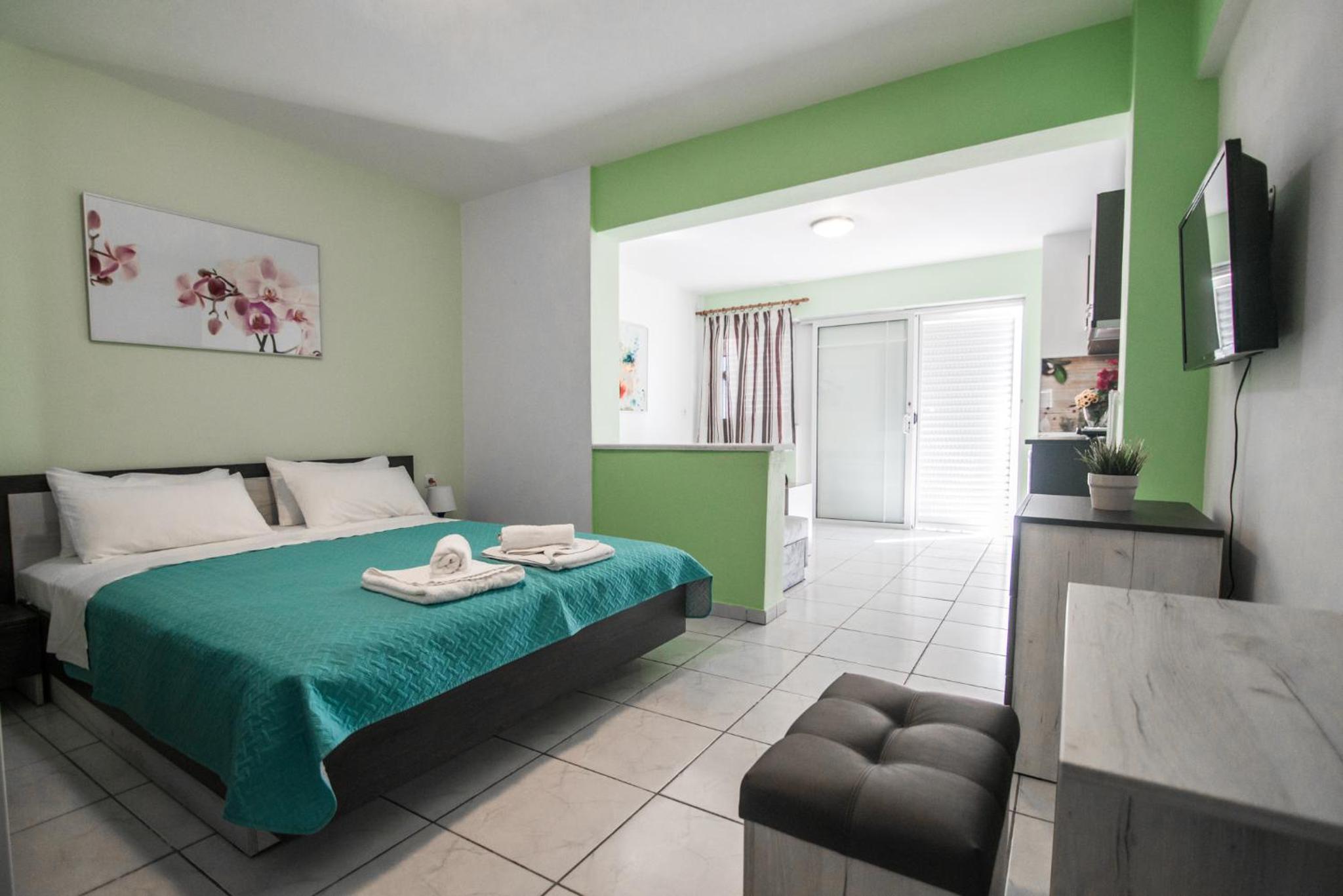Dias Apartments