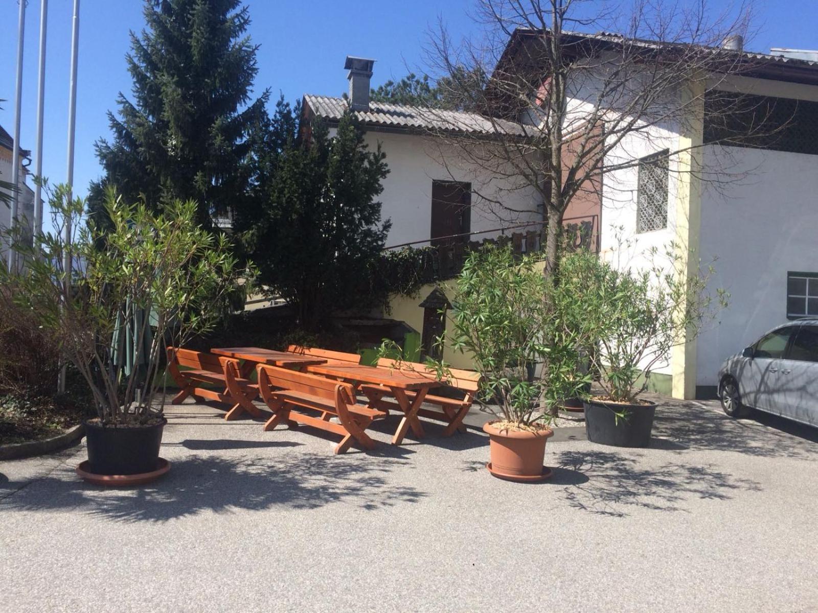 Mosers Pension