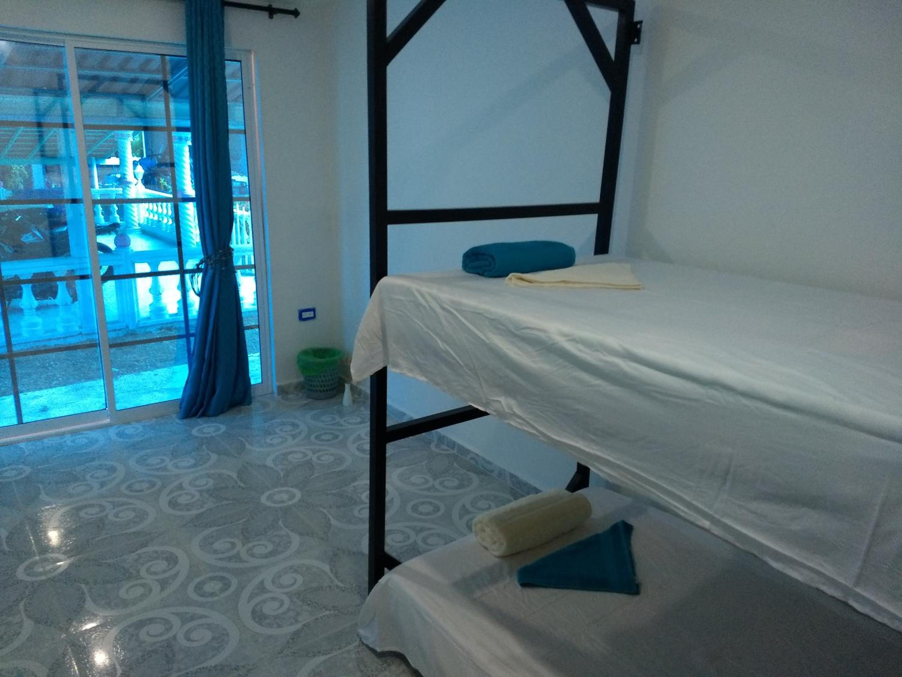 Marysol Lodging Hostel & Camping