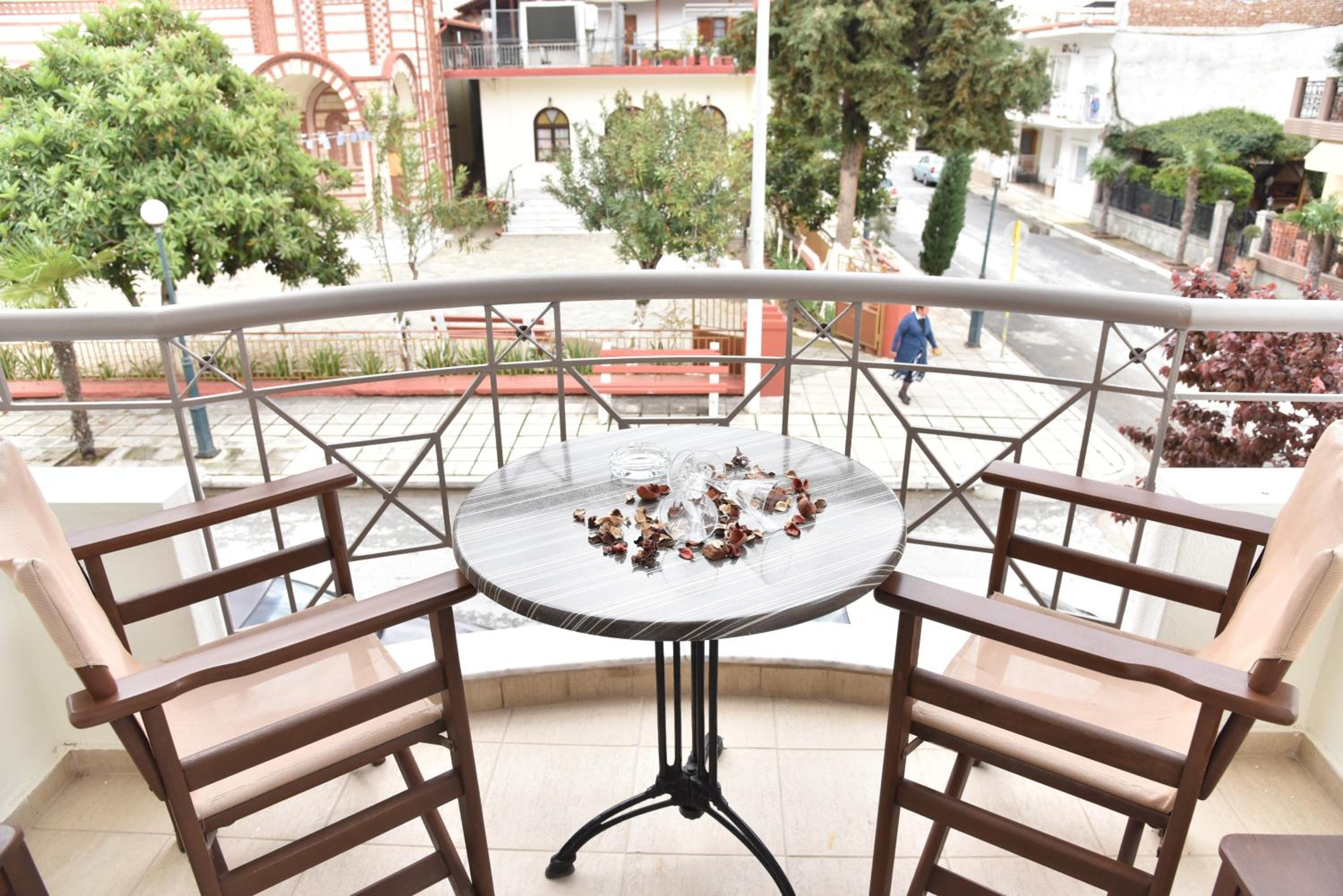 KyMa Studios and Suites