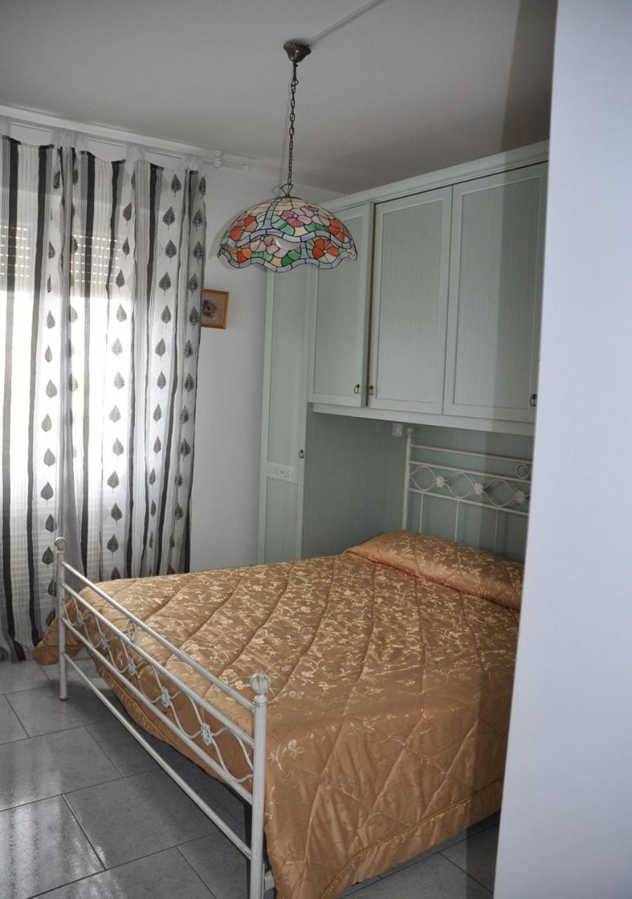 Cedri B view 5