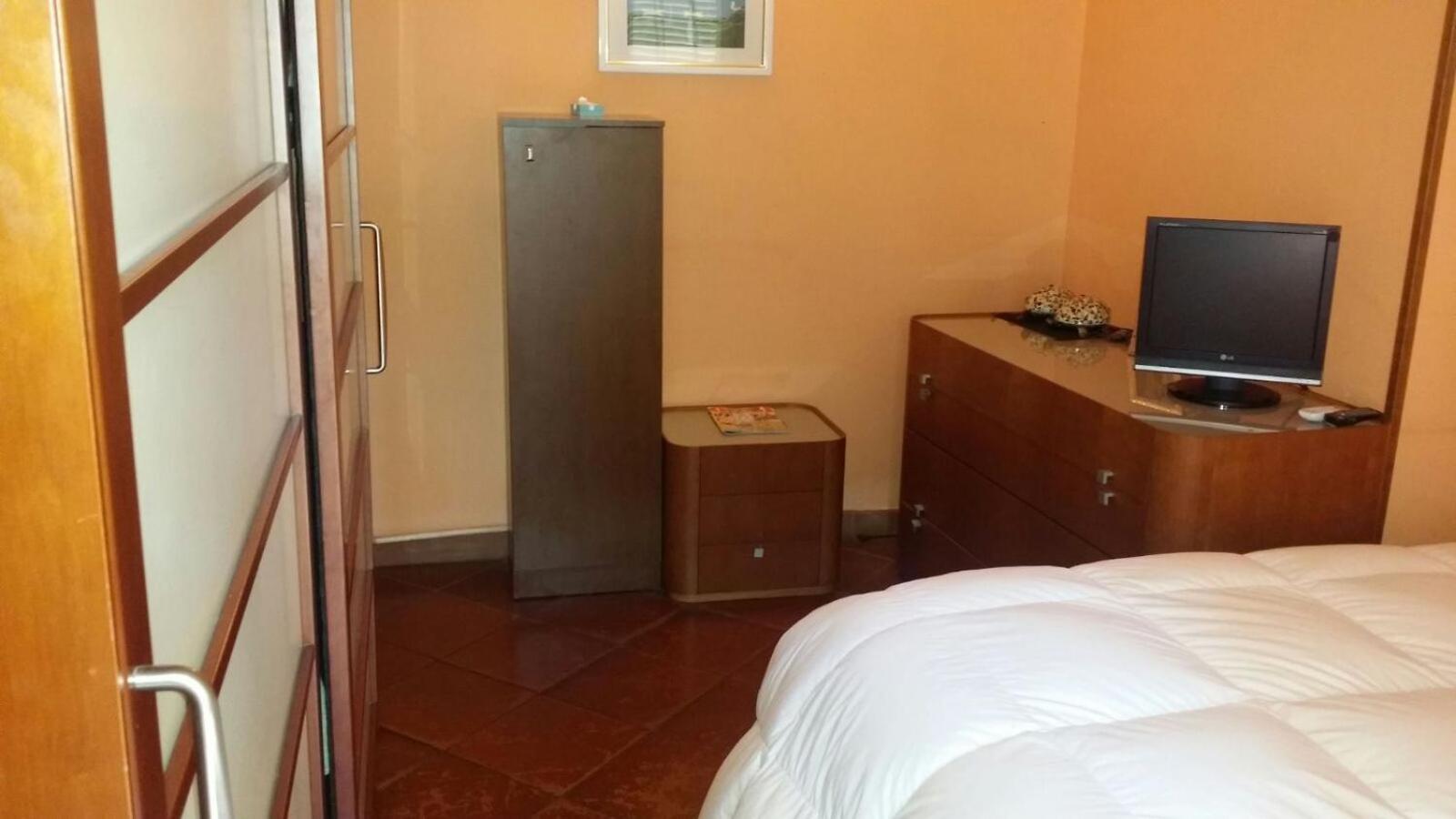 Carla's rooms