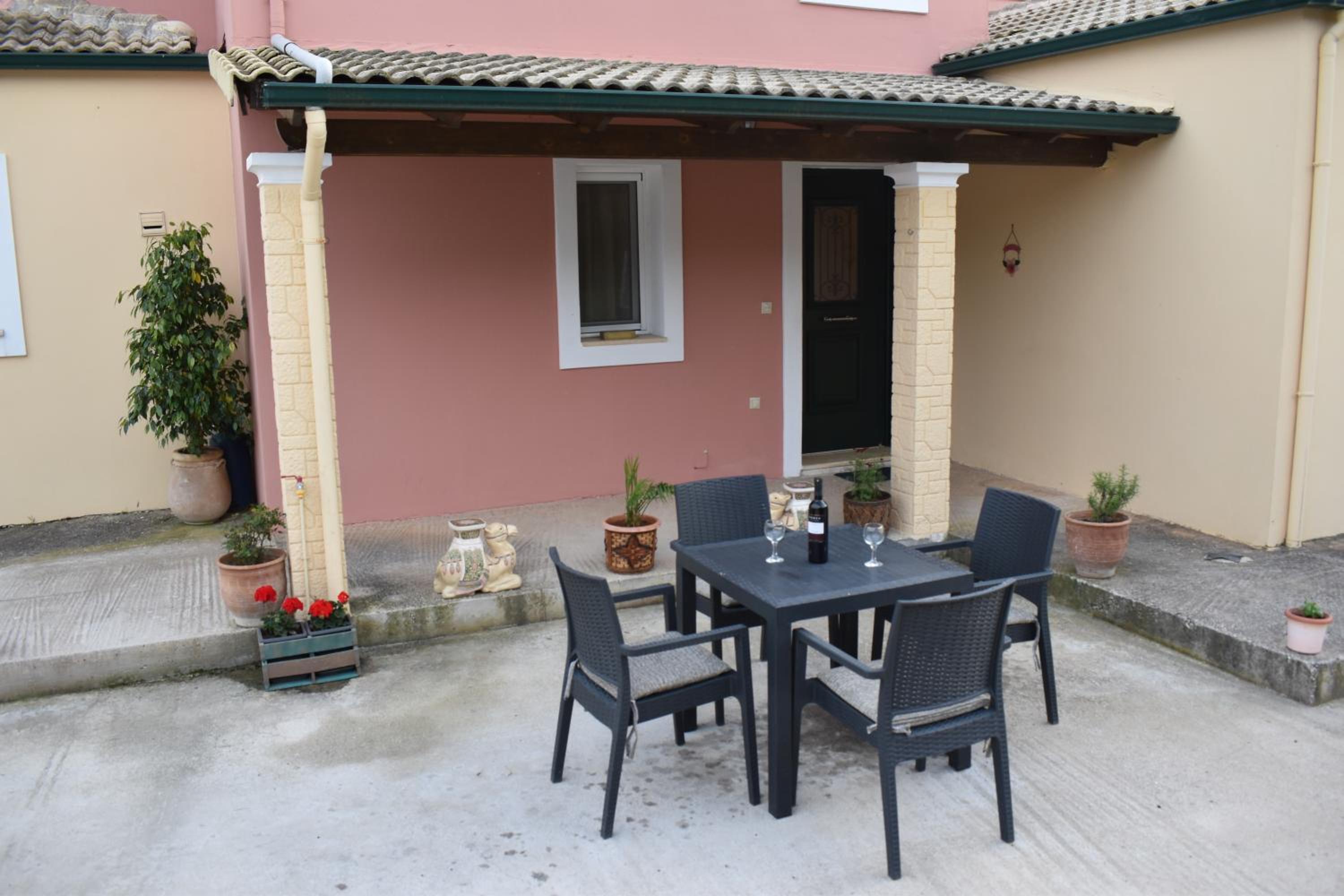 Villa Kouris view 4