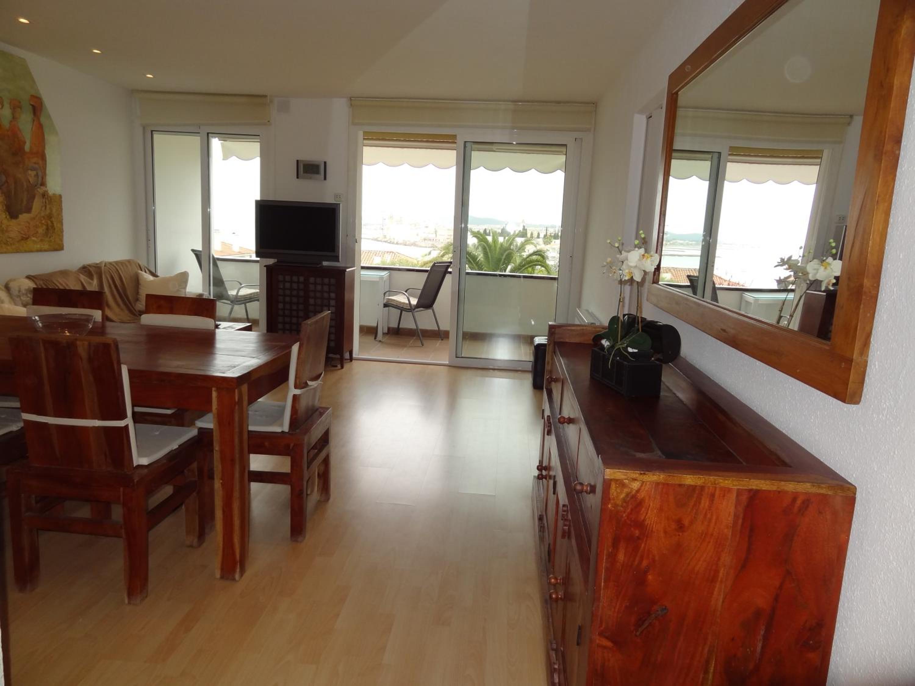 Ground Floor Sea View photo 2