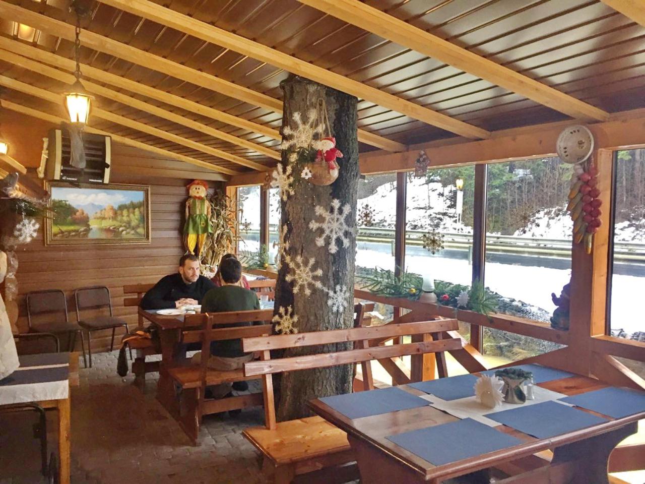 restaurant