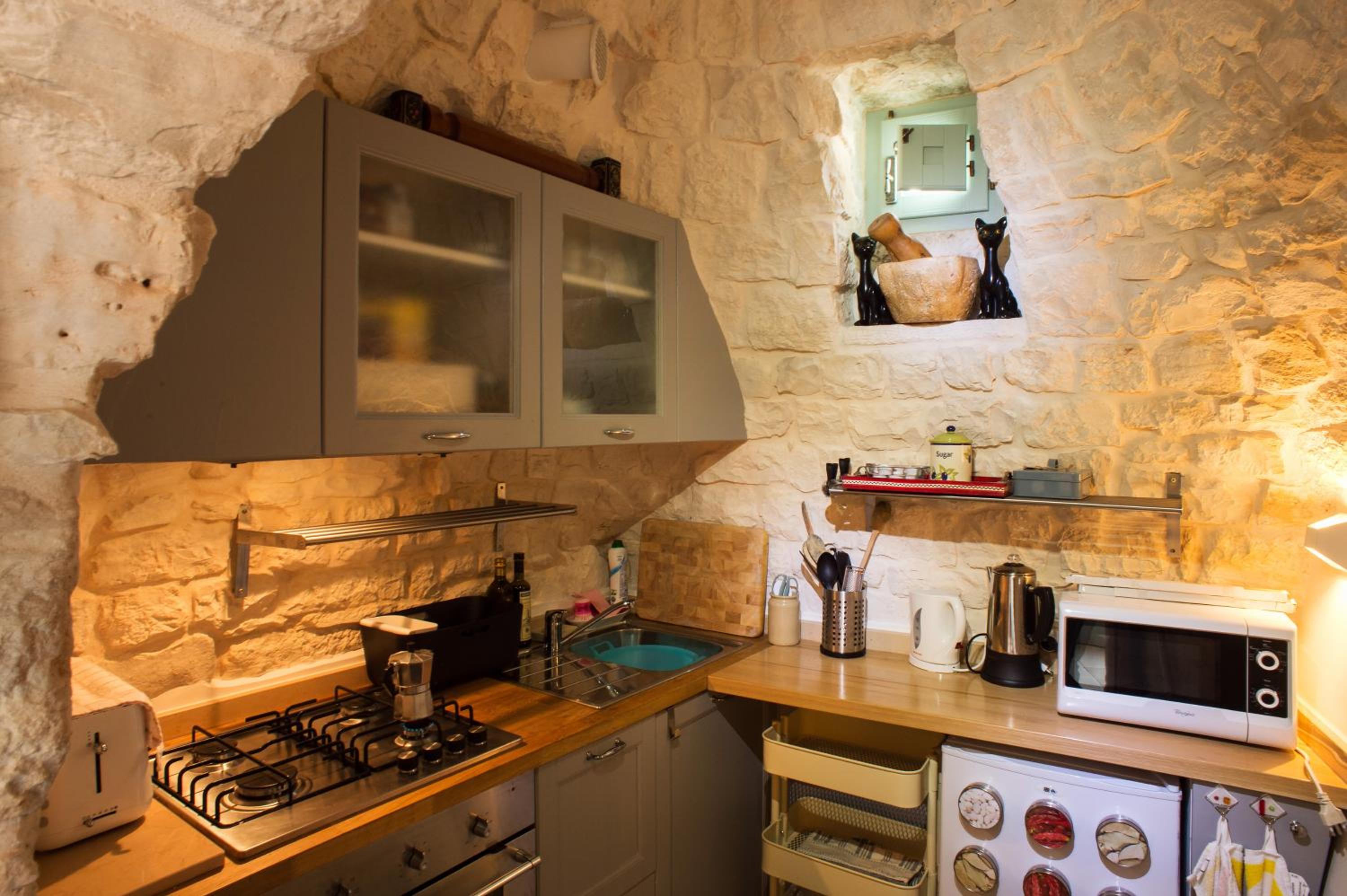 16 Trulli e Giardini