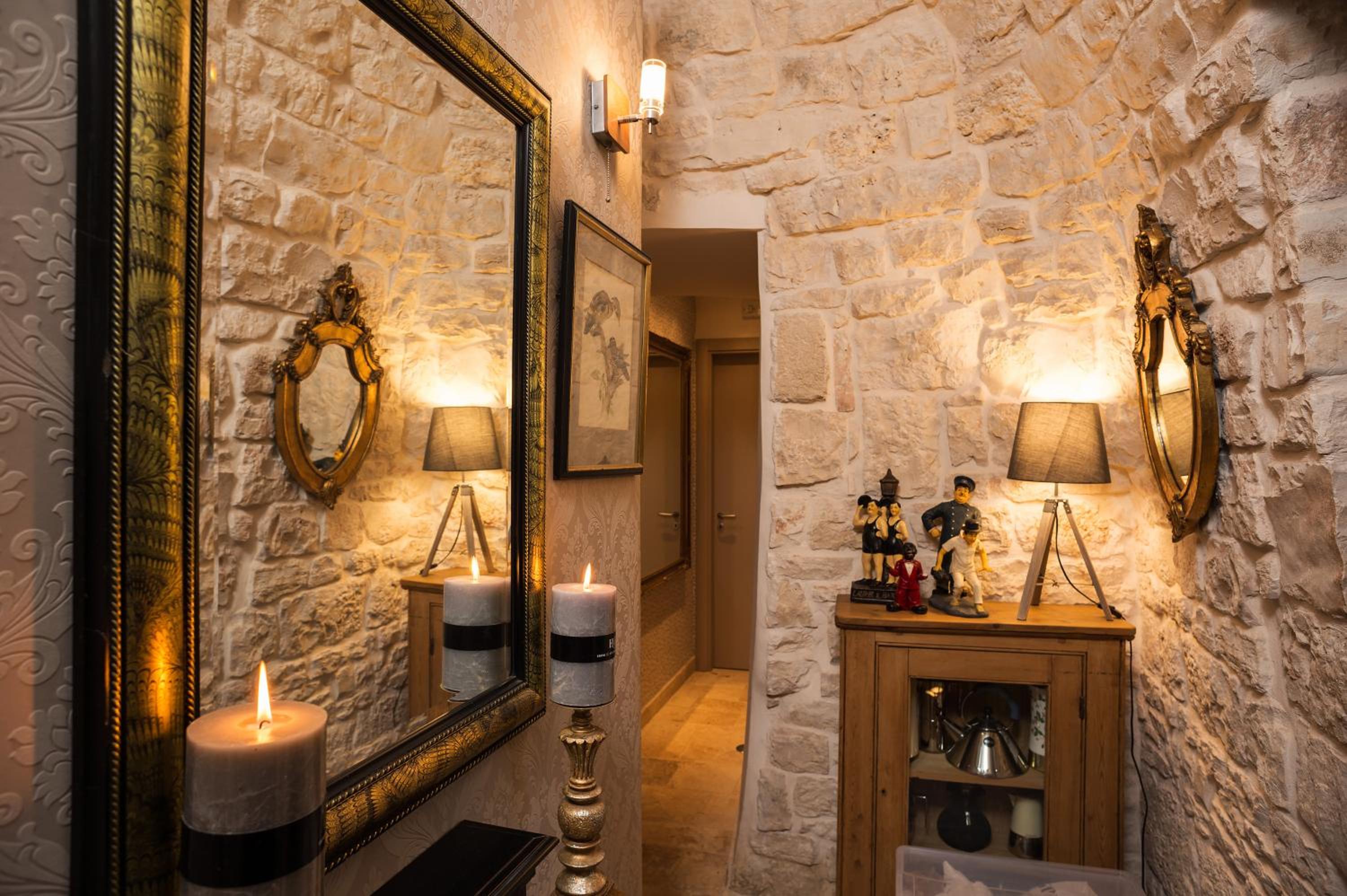 16 Trulli e Giardini