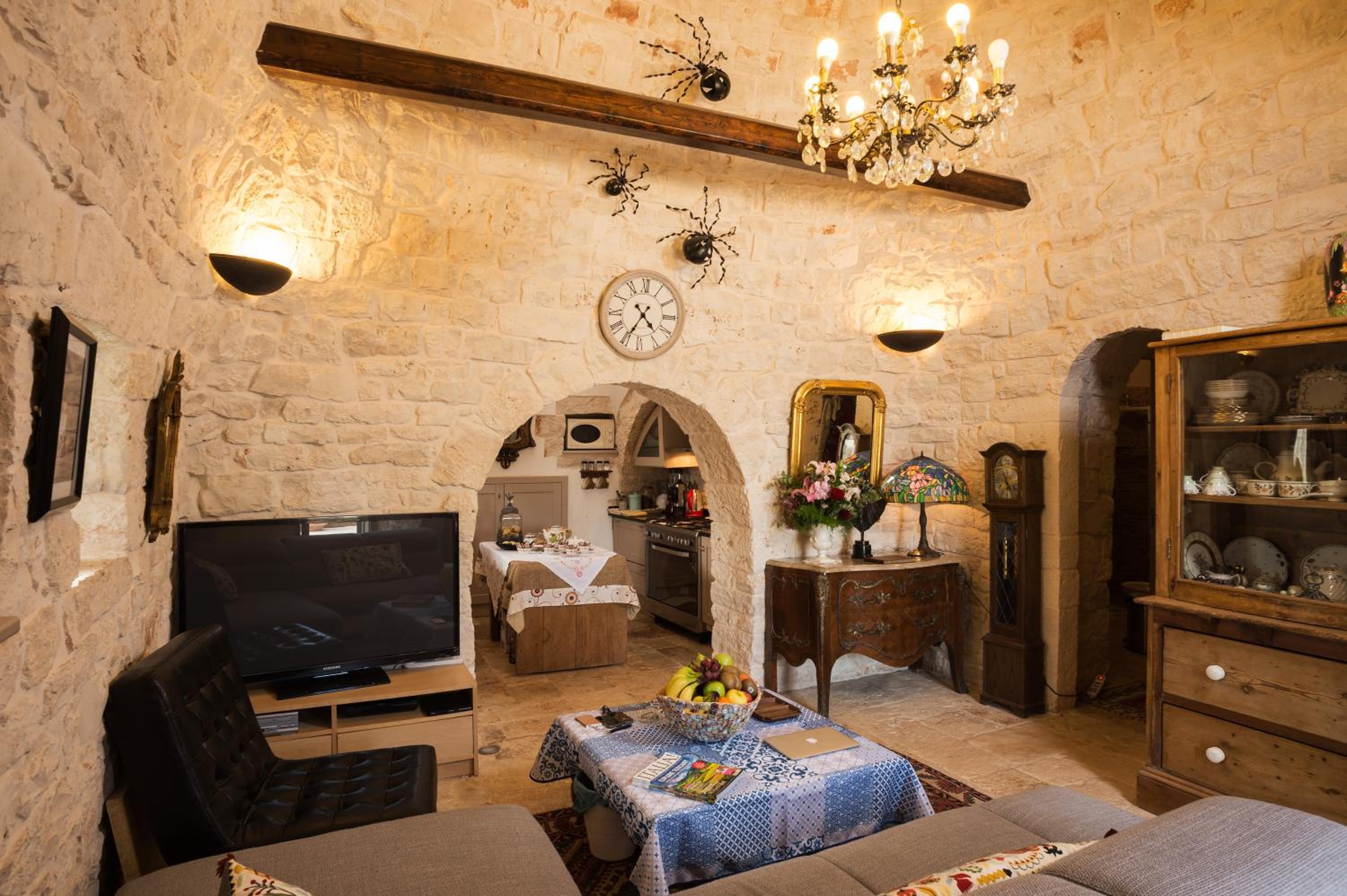 16 Trulli e Giardini
