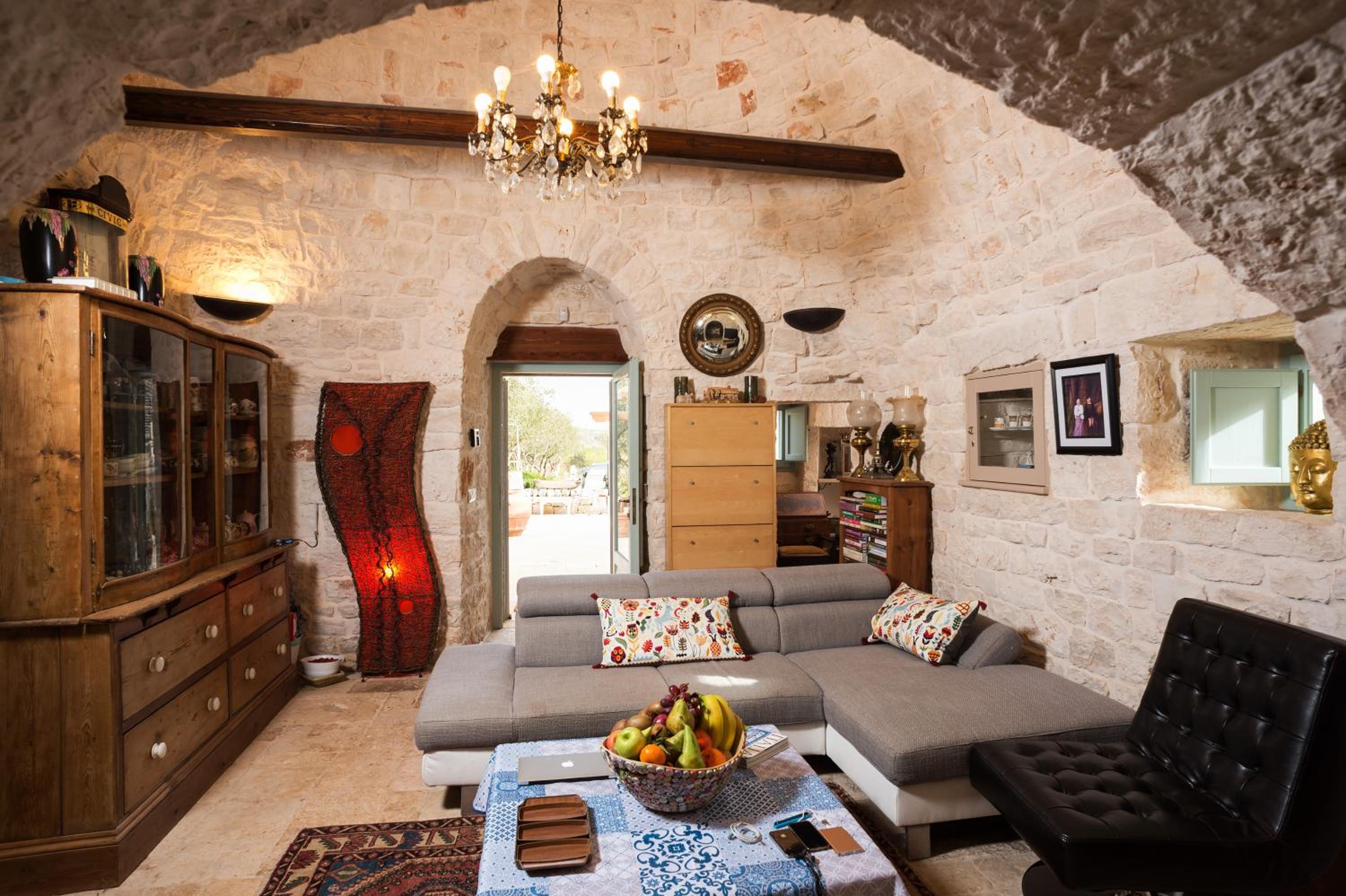16 Trulli e Giardini