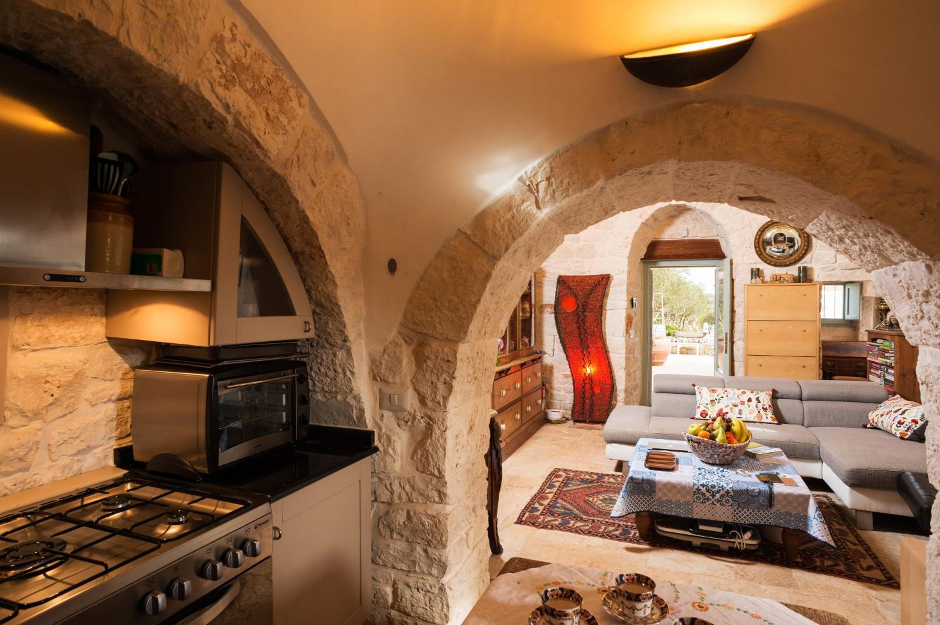 16 Trulli e Giardini