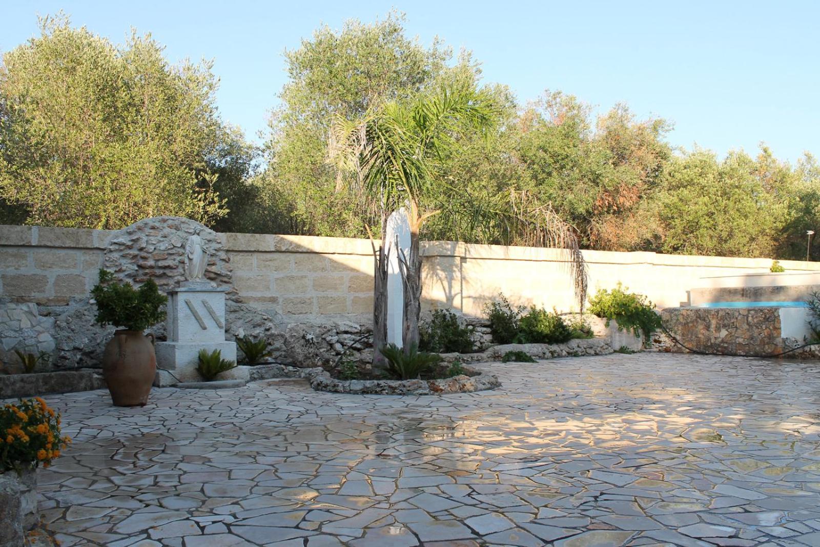 Photo 13