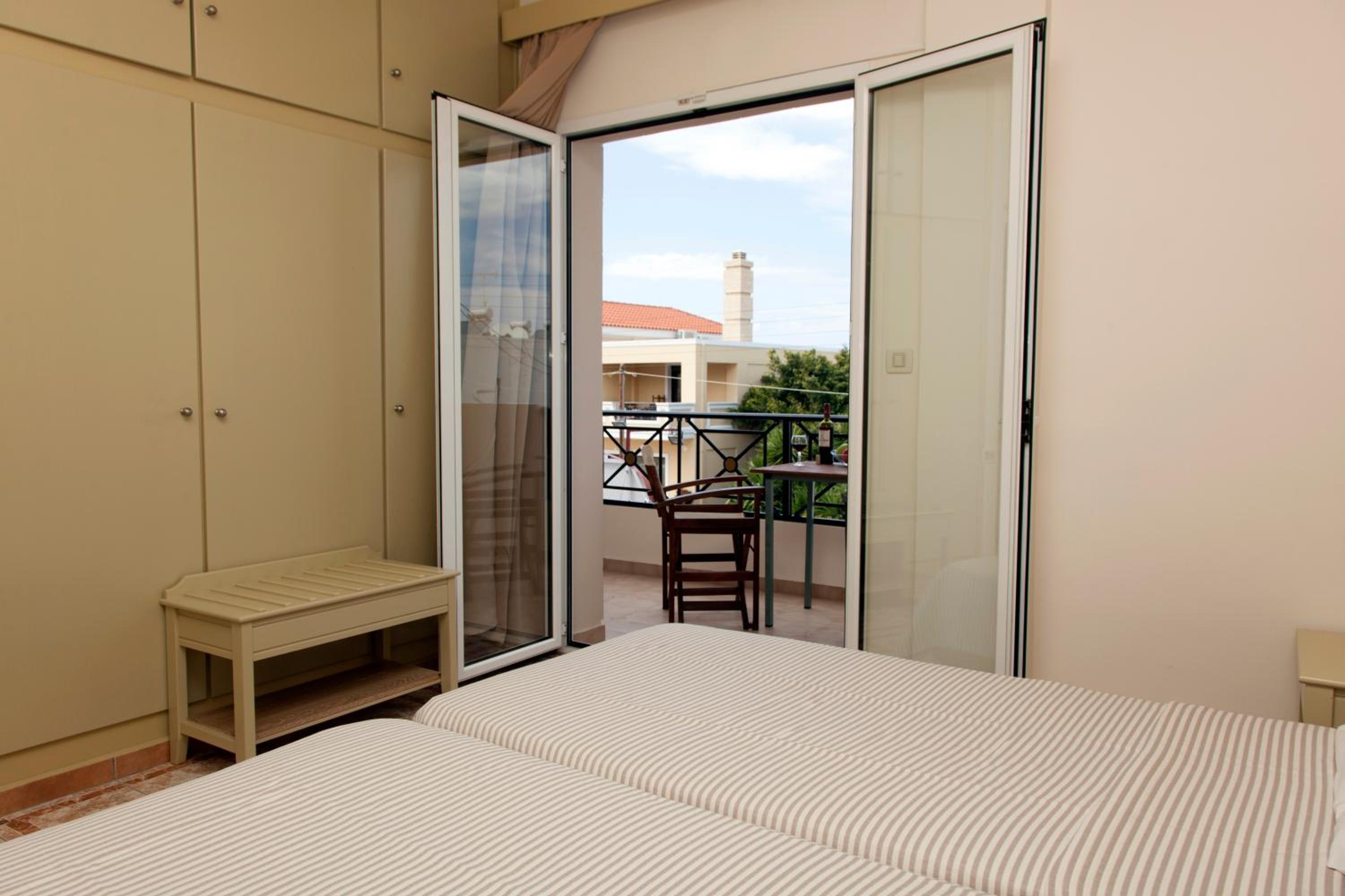 Mithos Apartments