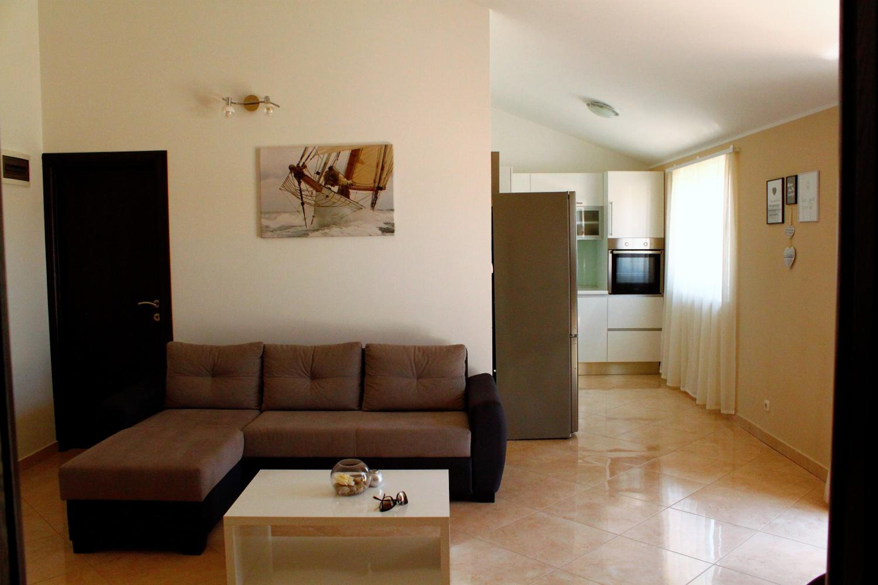 Apartment Frzop view 2