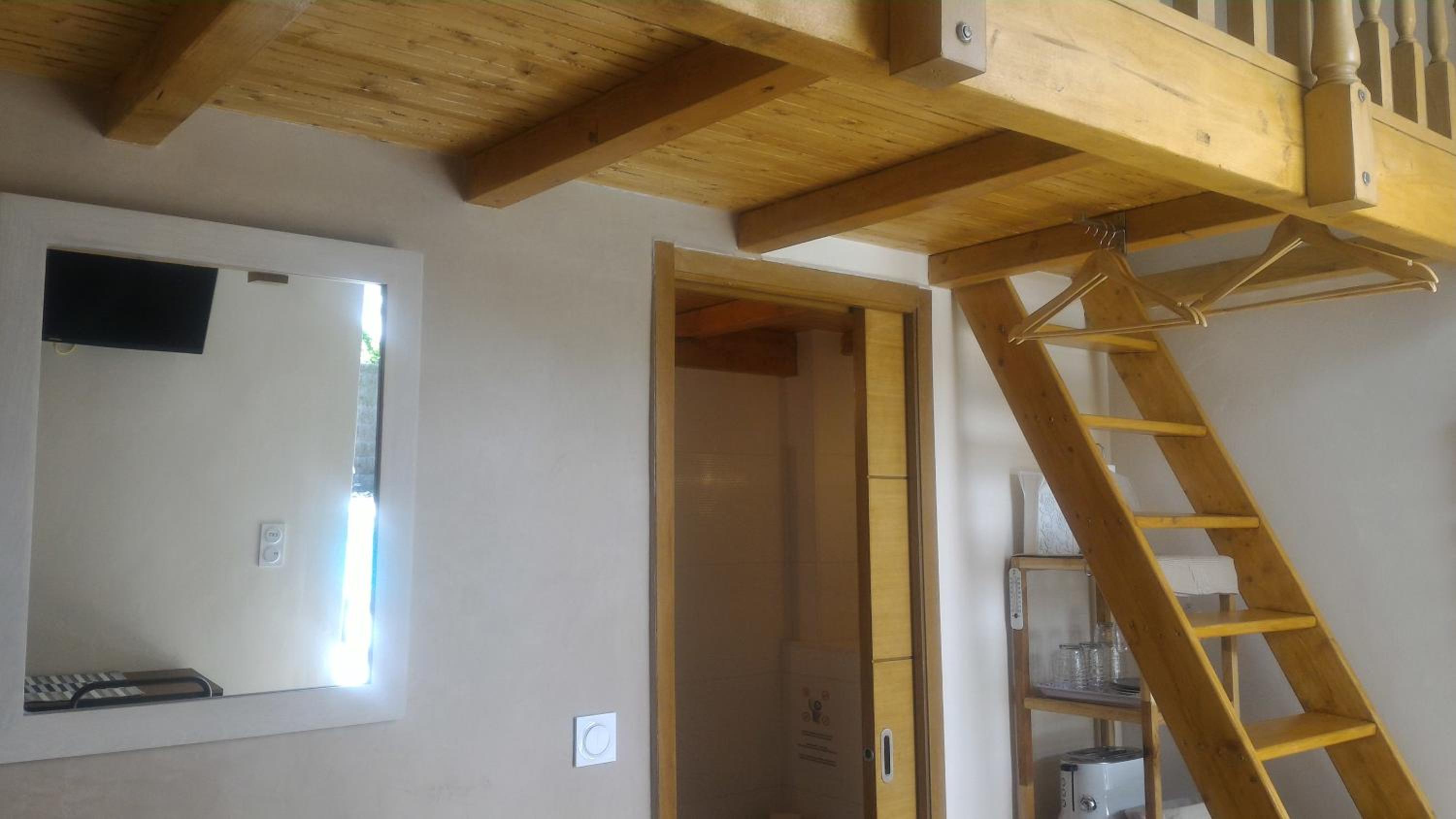 Photo 42