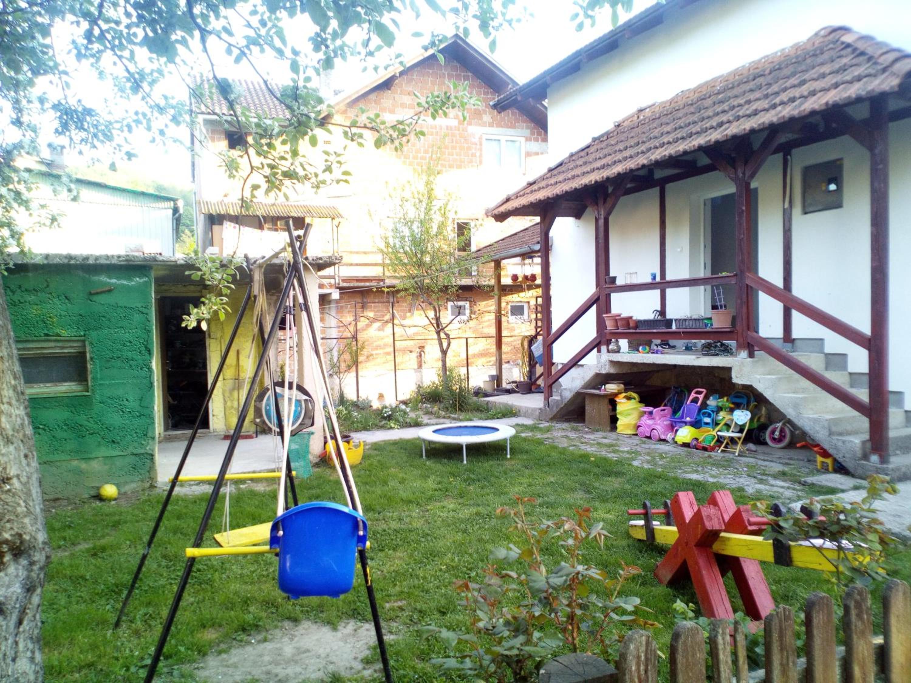 Photo 12