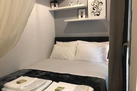 Cozy studio 50m from sea