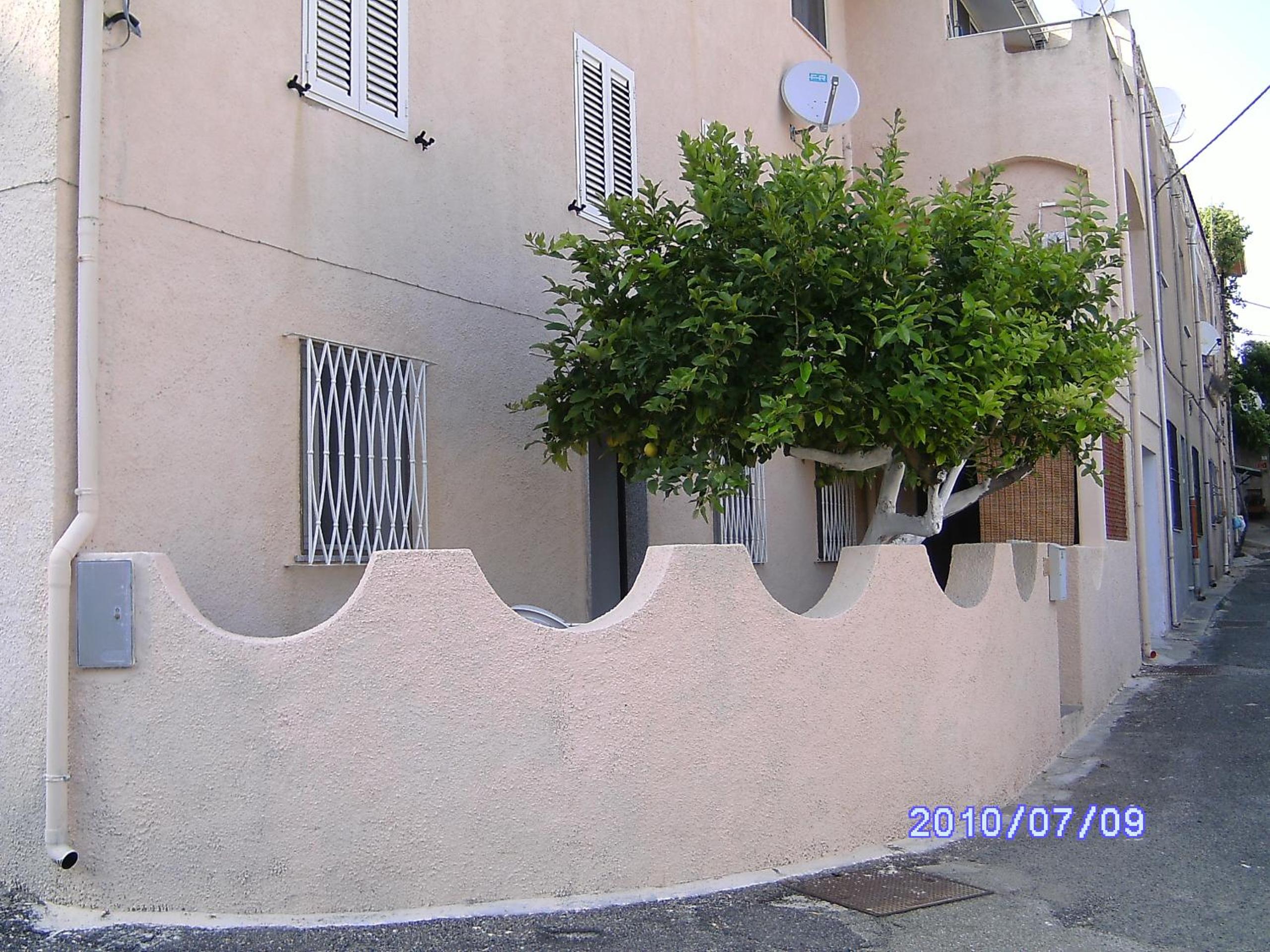 "The Artist's Home" view 5