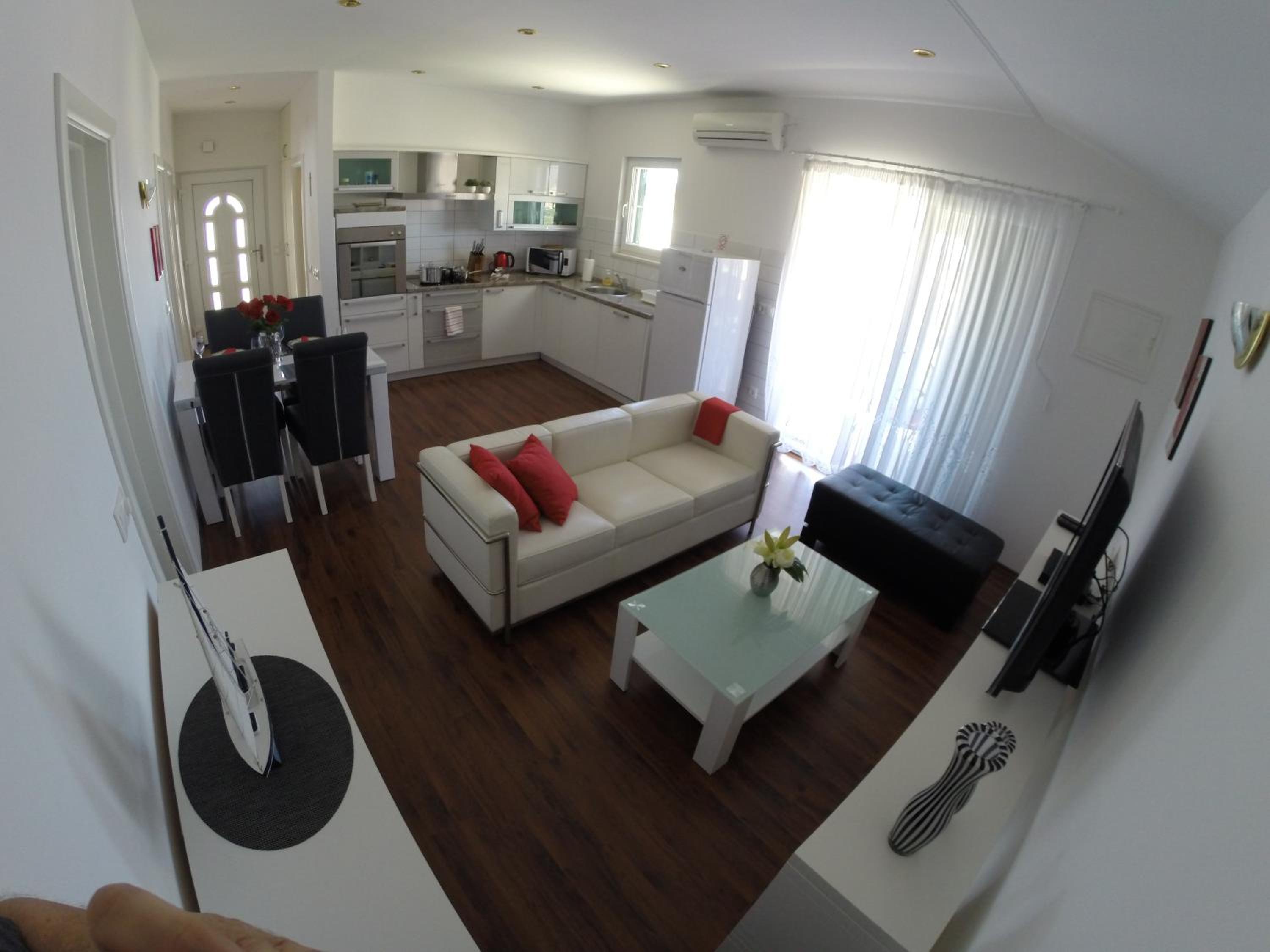 Apartment Olic view 4