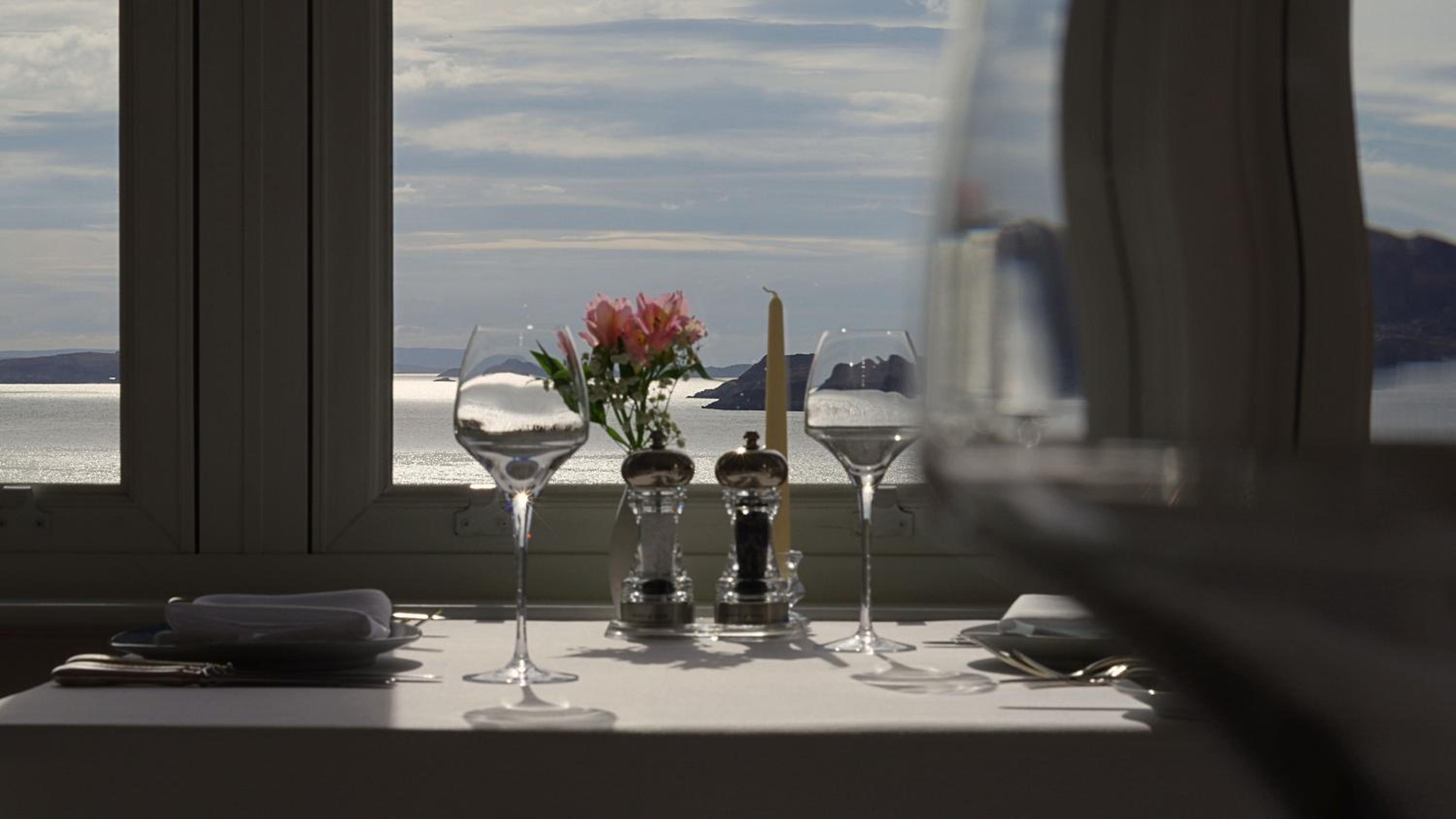 Summer Isles Hotel