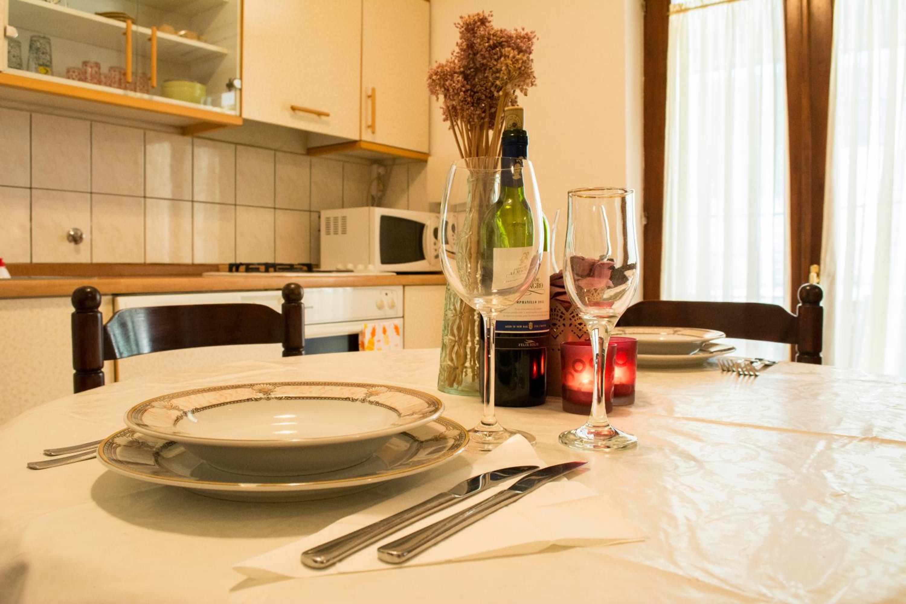 Apartmani Eškinja view 2
