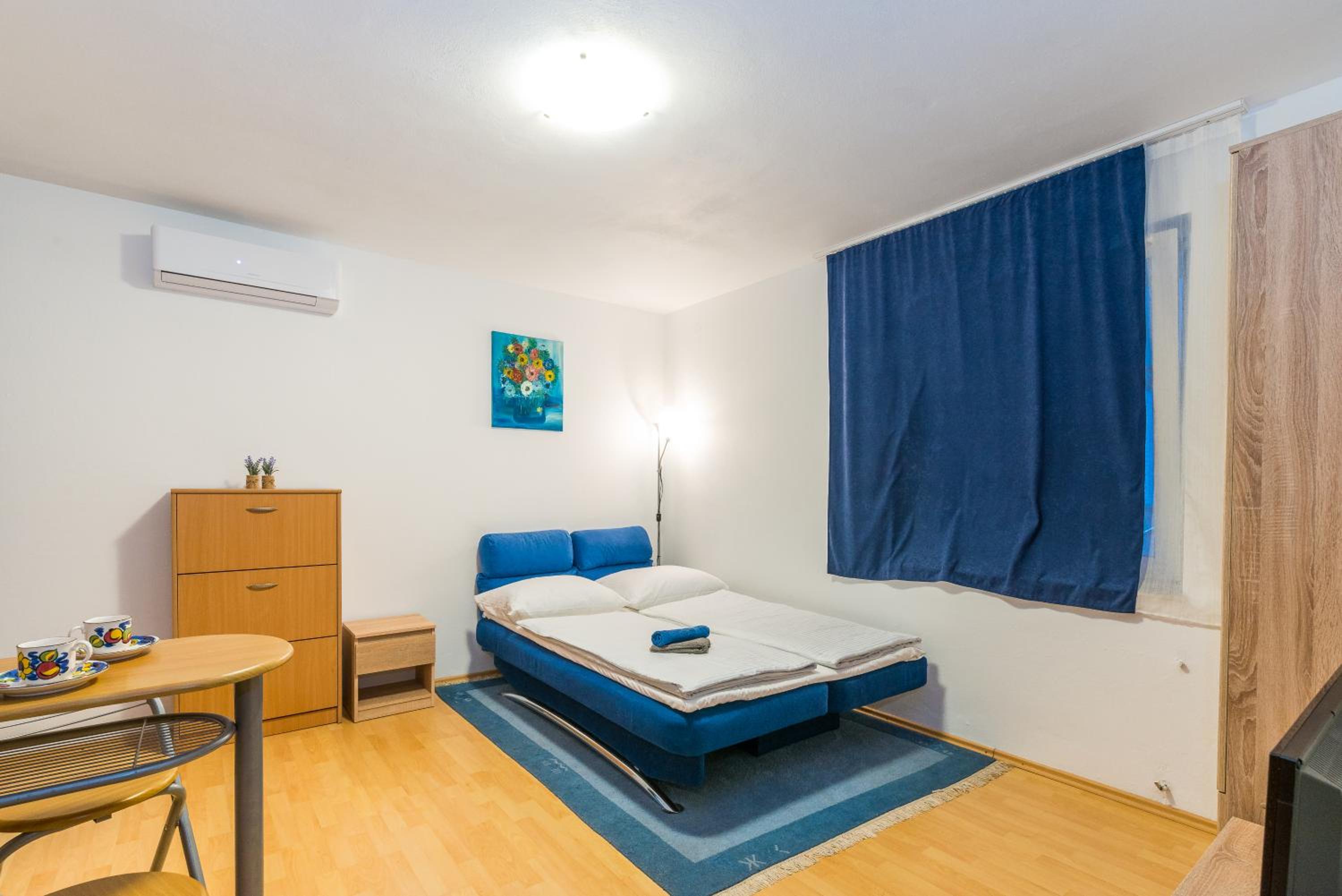 Sun studio apartman view 2
