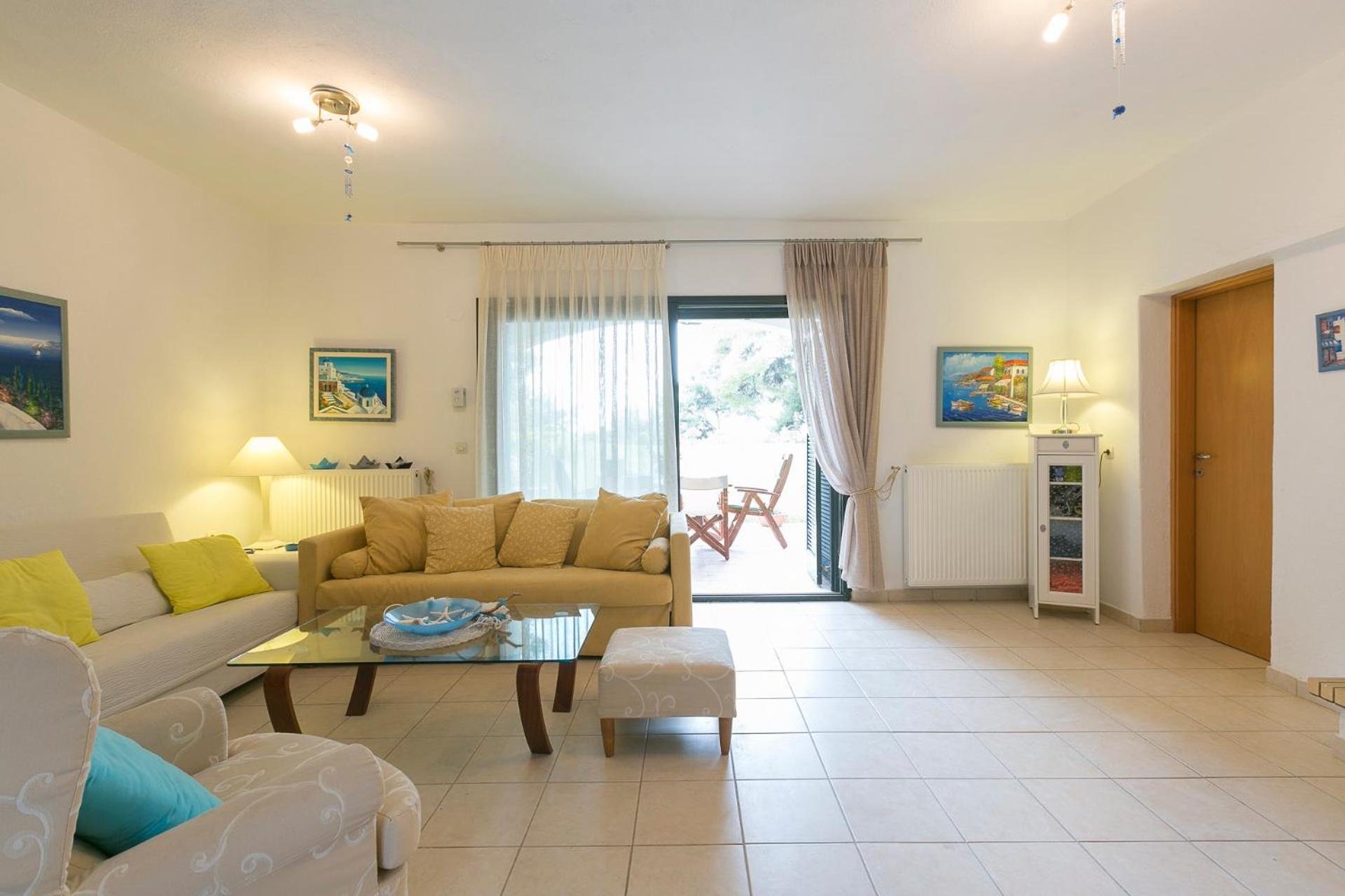 #FLH -Blue Crab-Beachfront House in Kalandra