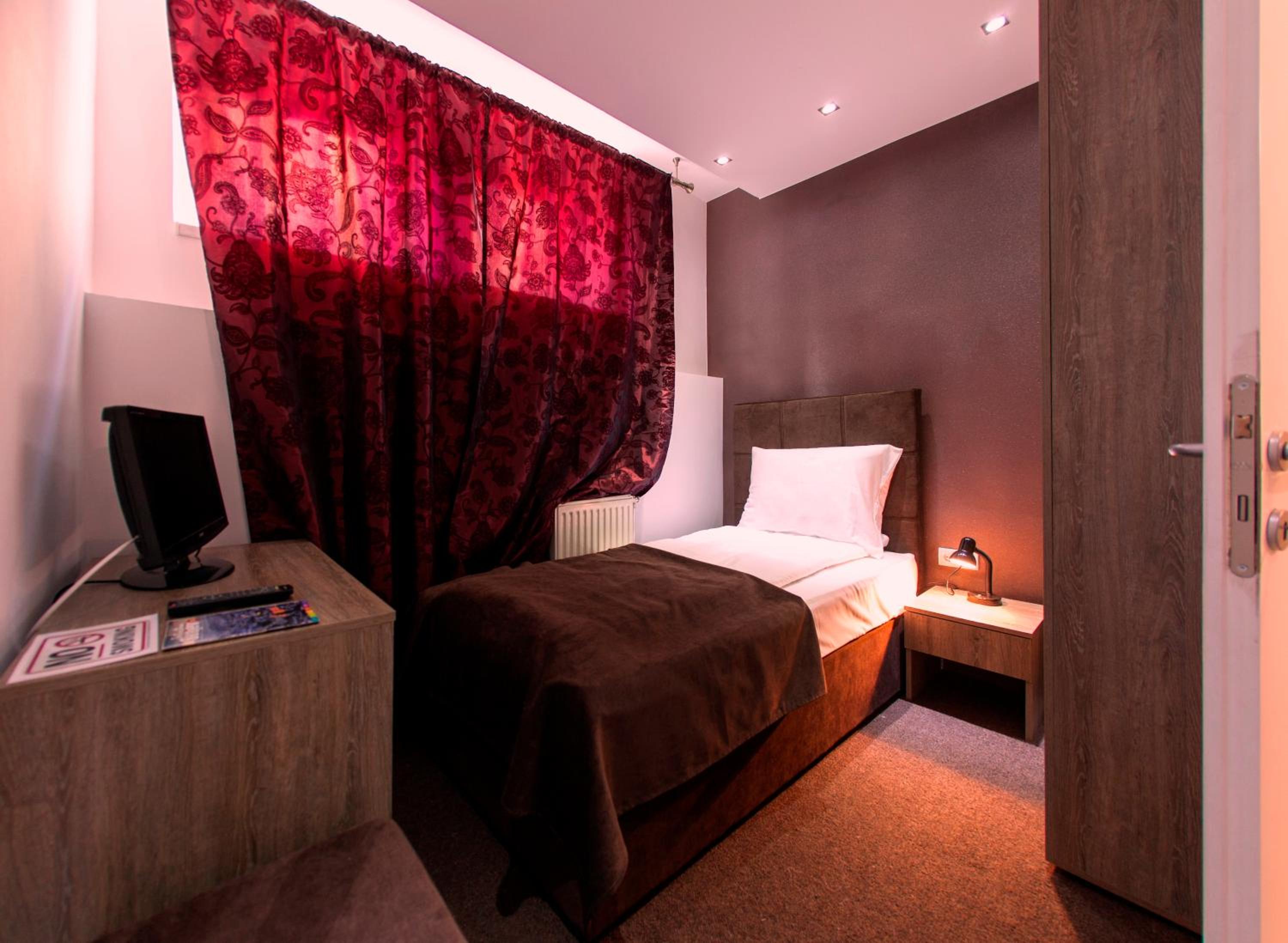 Eshe Boutique Hotel — 10