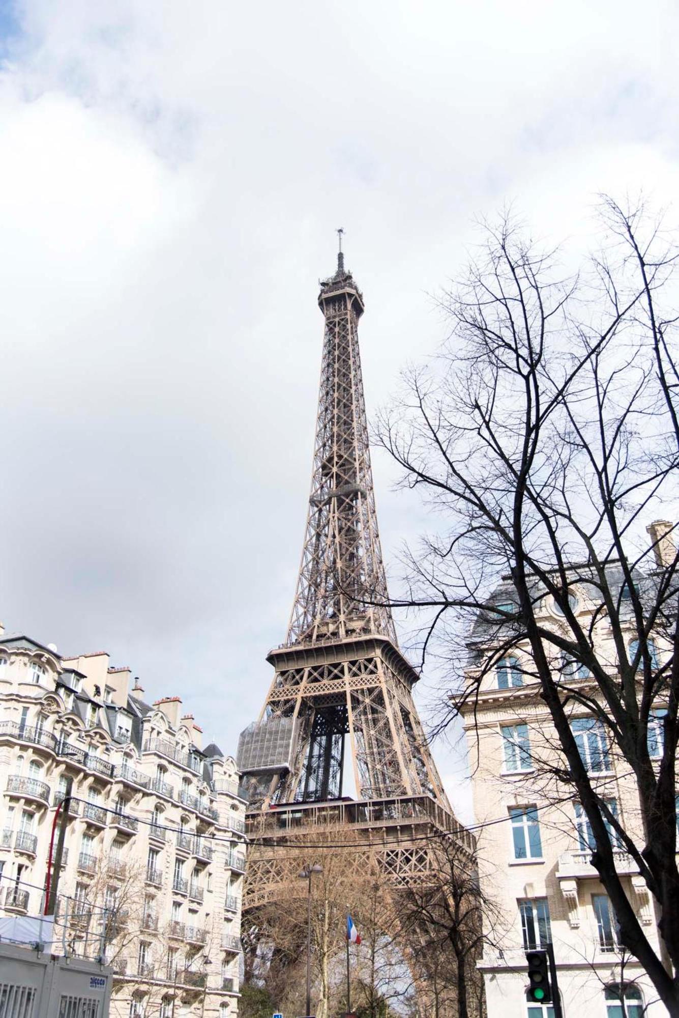 Veeve - Steps from the Eiffel Tower photo 2